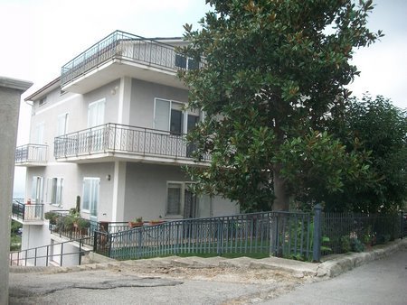 Immagine 27 di Trilocale in vendita  in VIA DEI MARSI a Castel Frentano