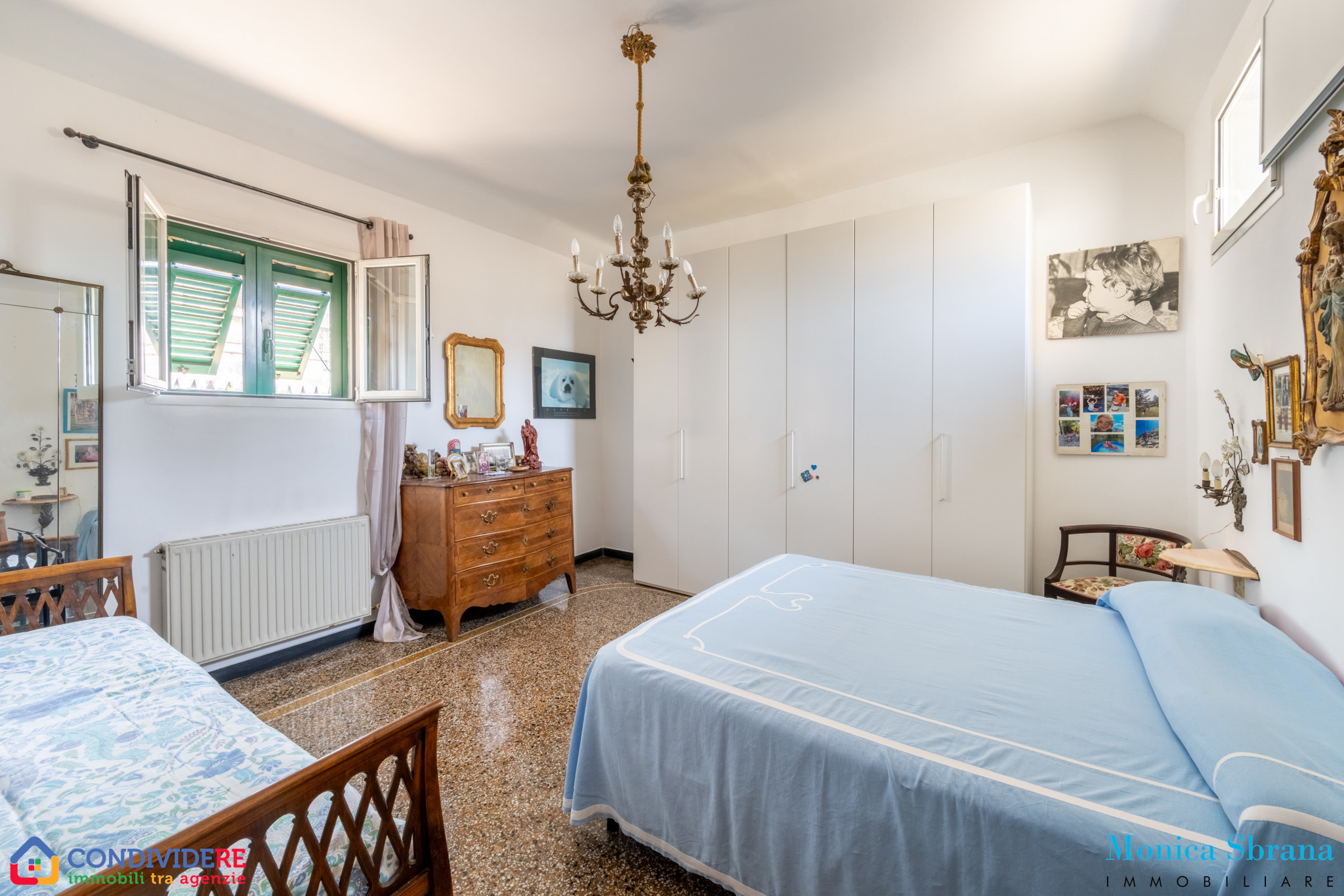 Immagine 16 di Attico in vendita  in Passo Stefano Sanguineti 11 a Genova