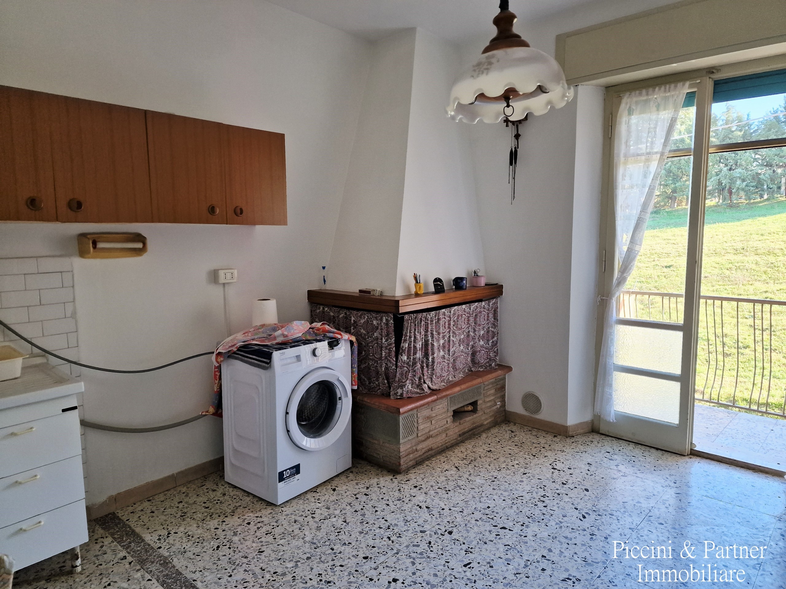 Immagine 9 di Casa indipendente in vendita  in Via Costa a Magione