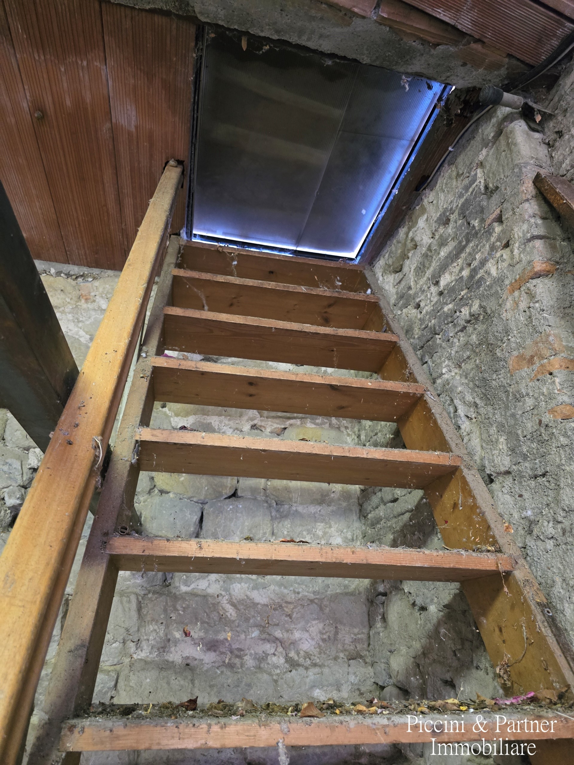 Immagine 62 di Pentalocale in vendita  in Via San Giovanni del Fosso 14 a Perugia