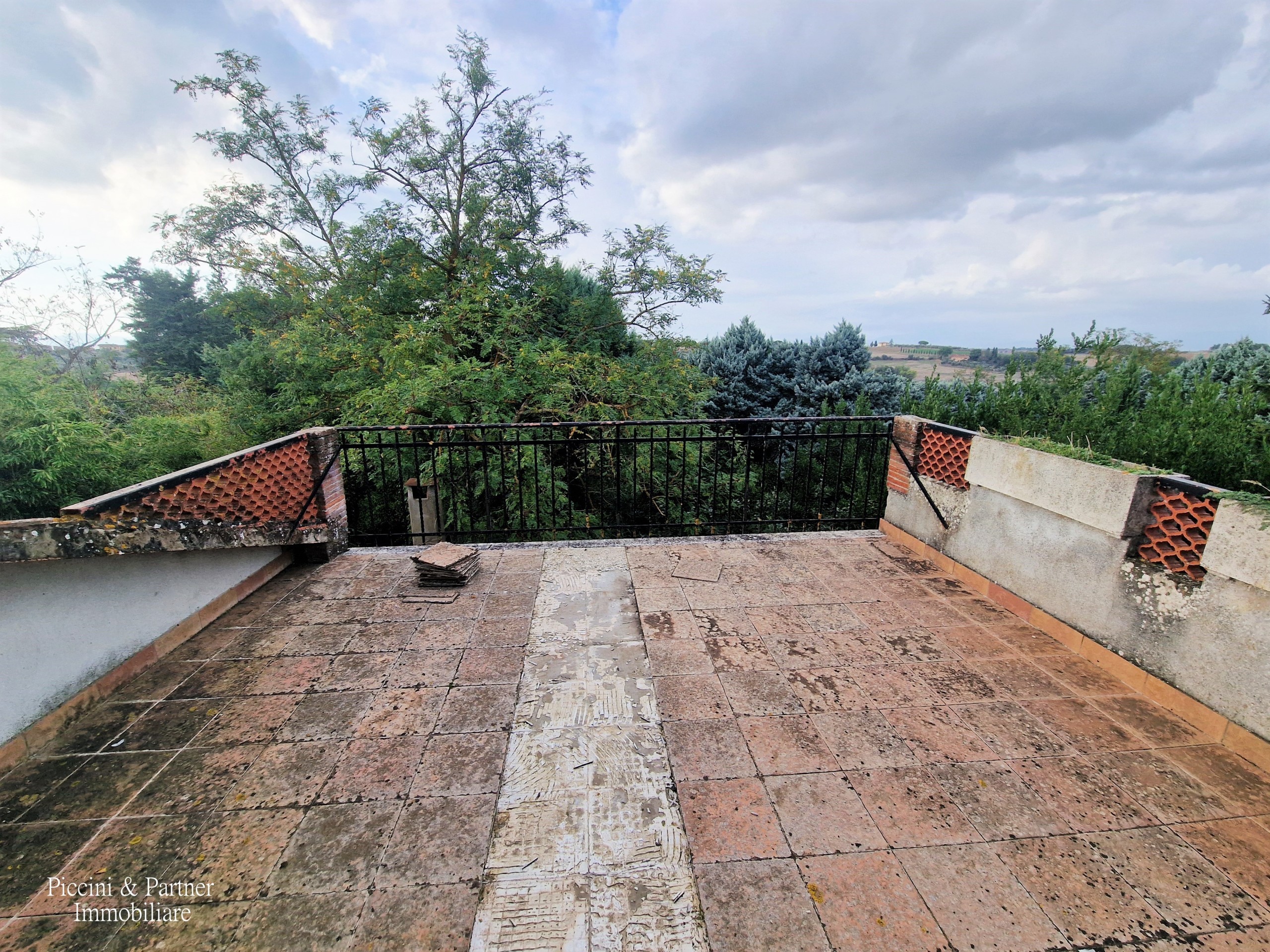 Immagine 32 di Pentalocale in vendita  in Via dei Partigiani 57 a Castiglione Del Lago