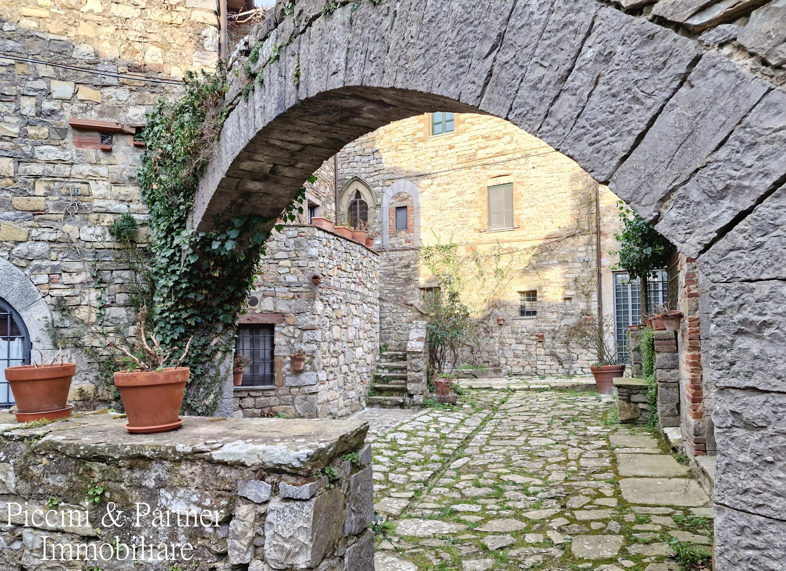 Immagine 1 di Porzione di casa in vendita  in Castello di Greppolischieto a Piegaro