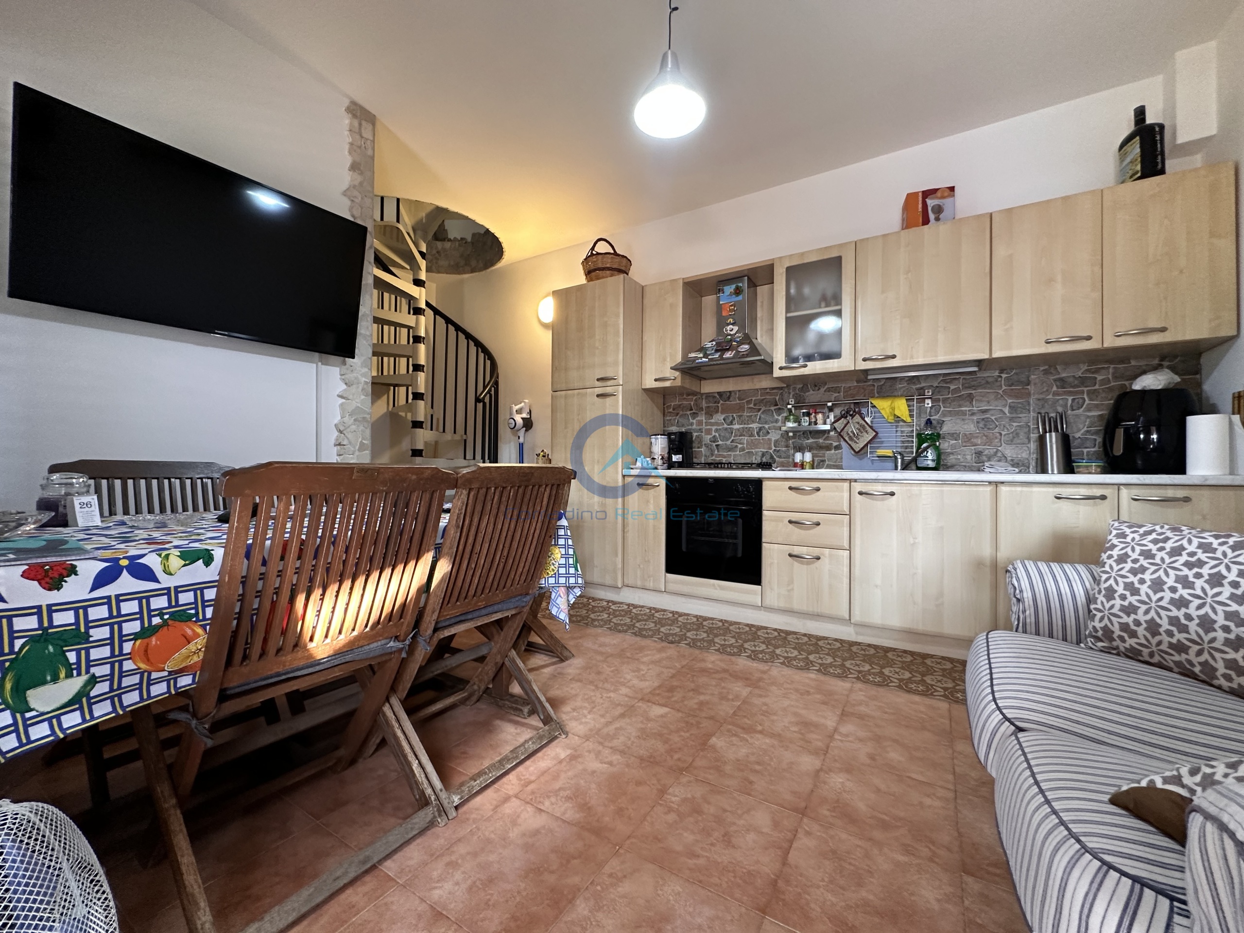 Immagine 2 di Casa trifamiliare in vendita  in Villaggio Maestrale 31a a Simeri Crichi