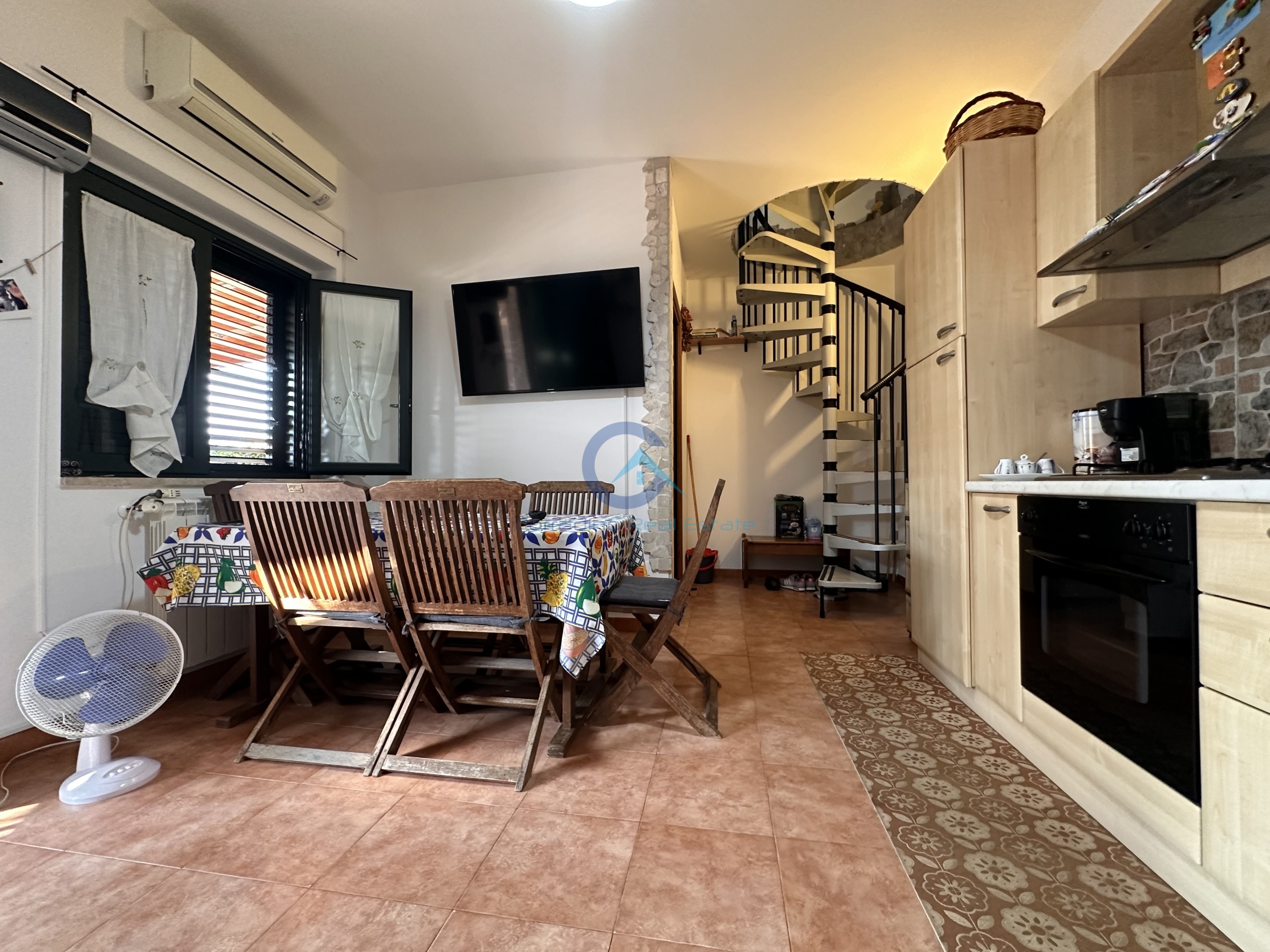 Immagine 3 di Casa trifamiliare in vendita  in Villaggio Maestrale 31a a Simeri Crichi