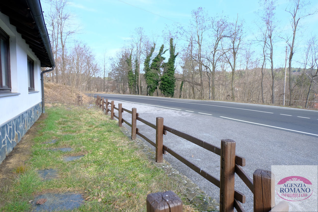 Immagine 11 di Albergo/B&B/Residence in vendita  in VIA  SAVONA 50 a Urbe