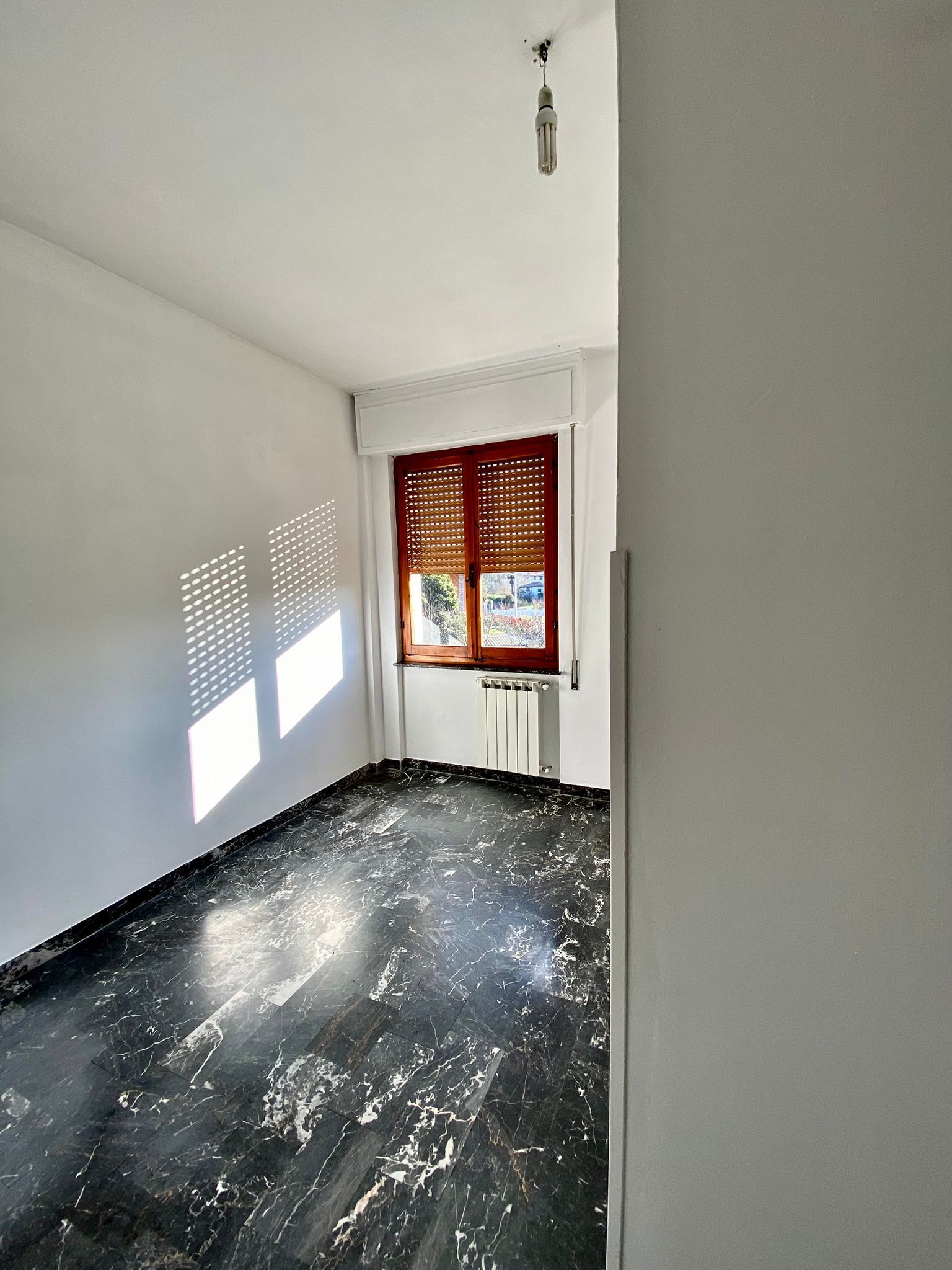 Immagine 2 di Appartamento in vendita  a Brugnato