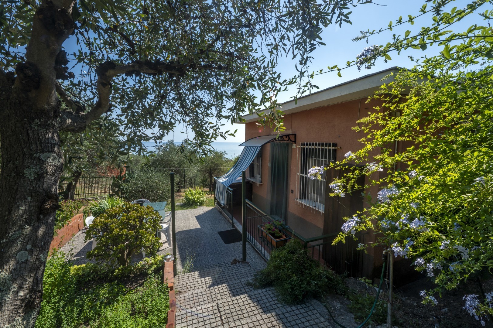 Immagine 21 di Casa indipendente in vendita  in Via Tedisio 133 a Lavagna