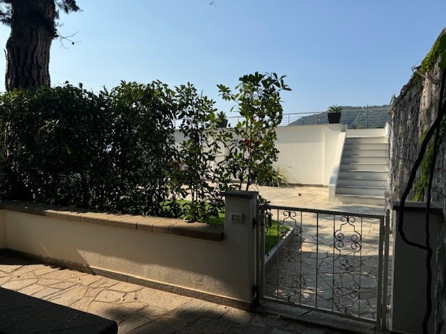 Immagine 66 di Villa in vendita  in Via Adelasia 139 a Alassio