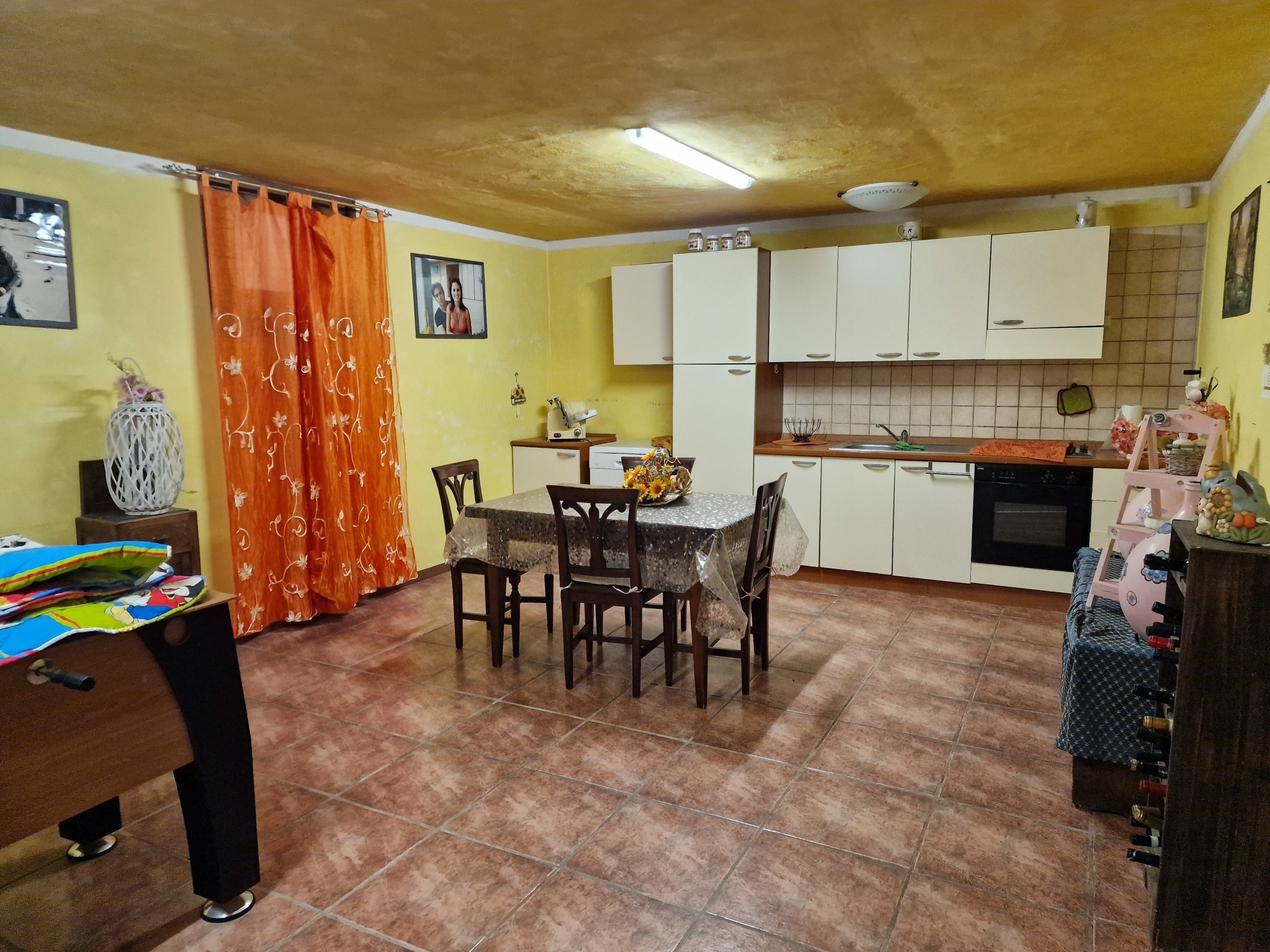 Immagine 43 di Casa bifamiliare in vendita  in Via Milano a Castiglione Del Lago