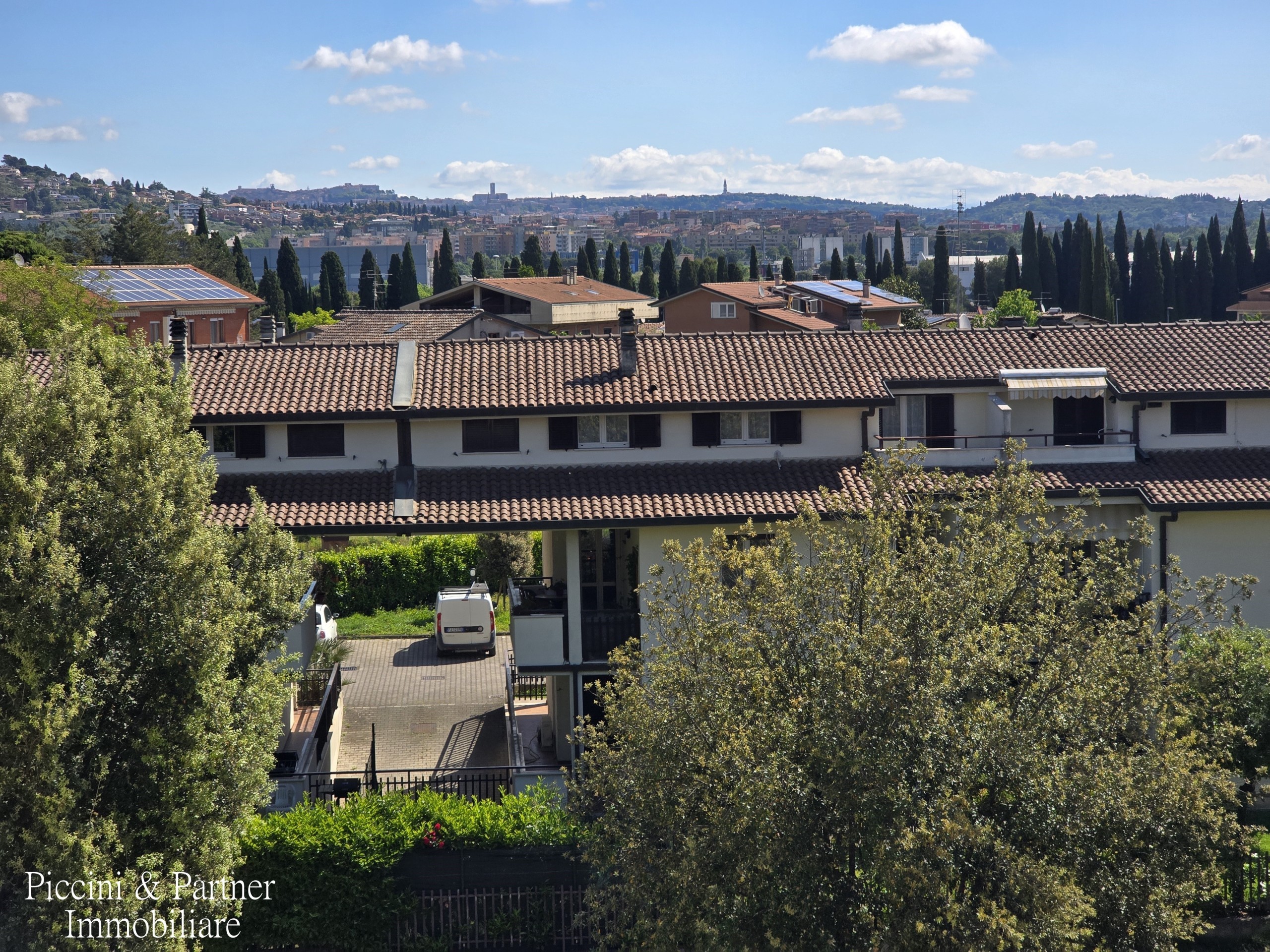 Immagine 29 di Quadrilocale in vendita  in Strada del Giglio a Perugia