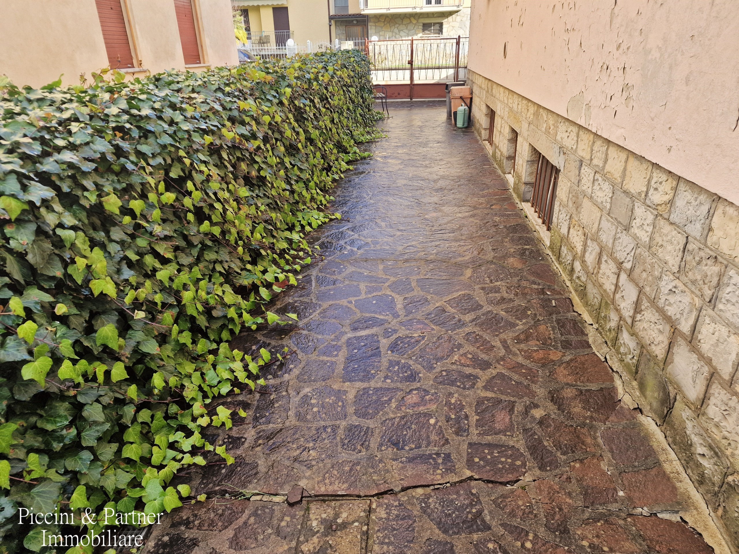 Immagine 3 di Villa in vendita  in Via Papa Celestino 2 10 a Città Di Castello