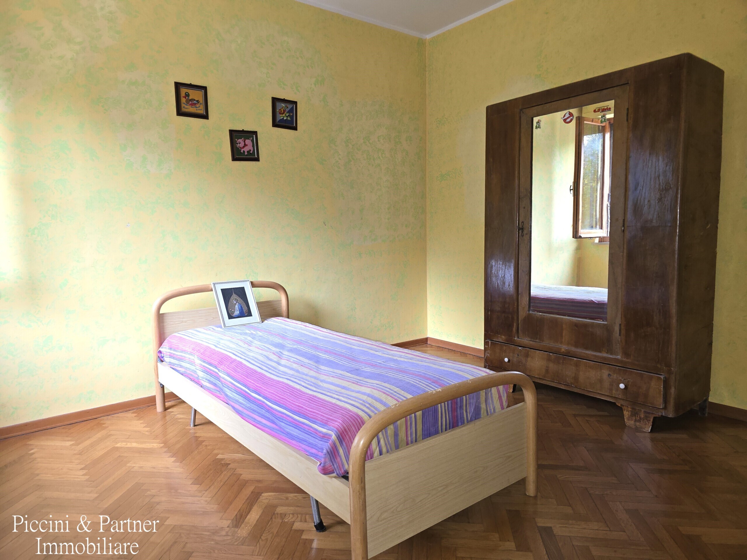 Immagine 38 di Quadrilocale in vendita  in Via Anton Maria Garbi 2 a Tuoro Sul Trasimeno