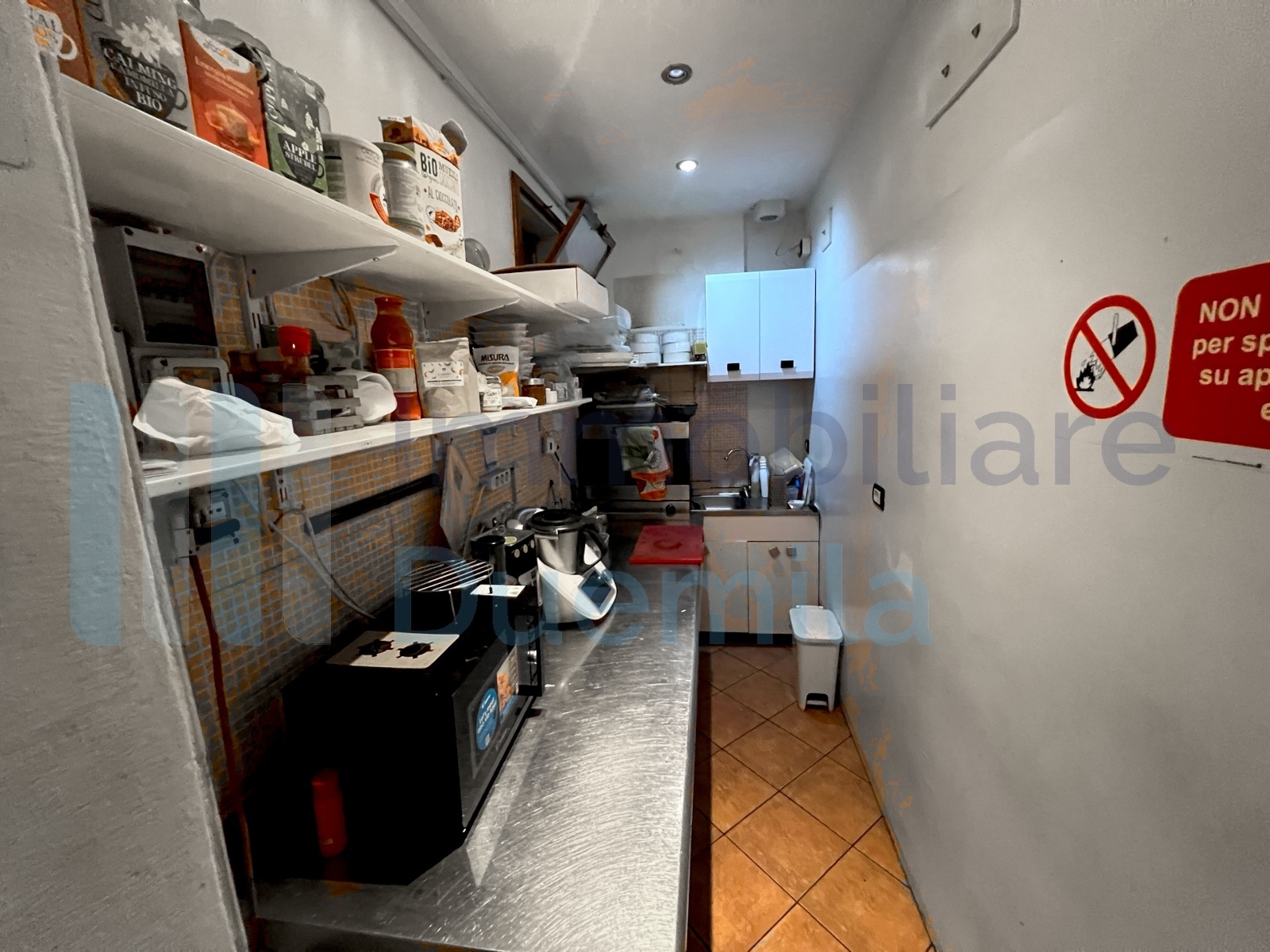 Immagine 12 di Bar / Ristorante in vendita  a Bologna