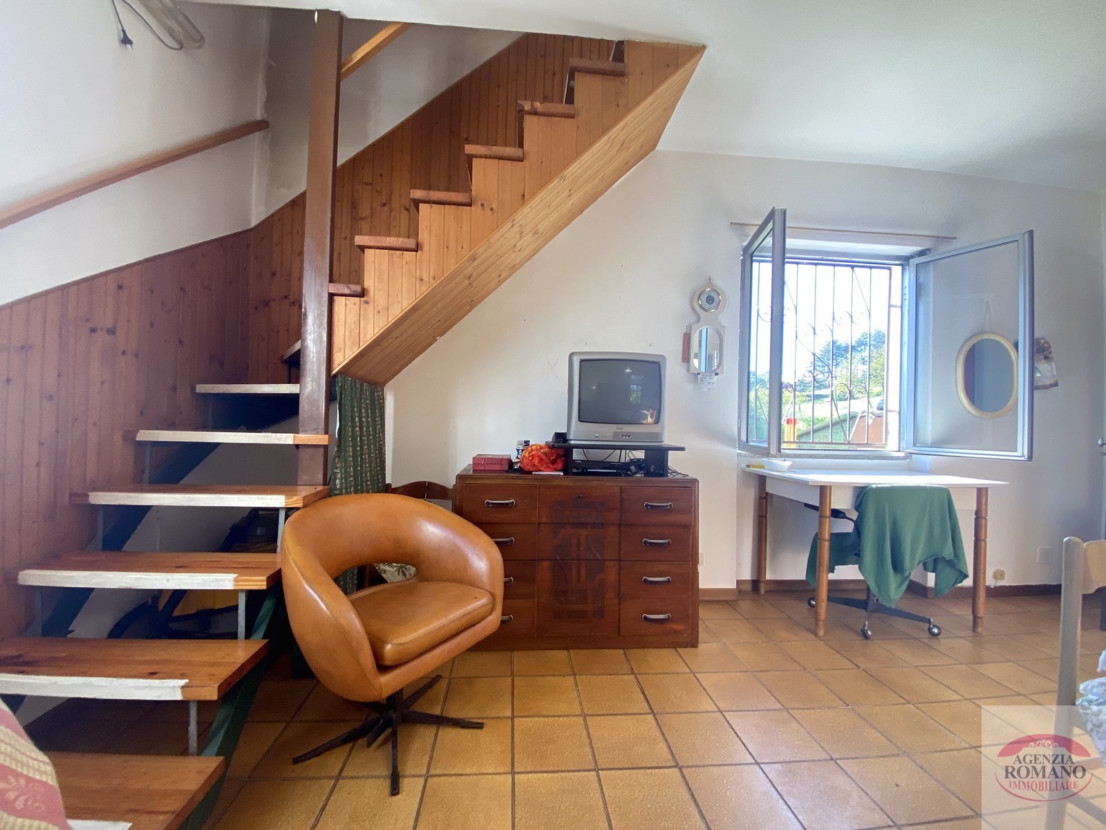 Immagine 5 di Villa in vendita  a Mioglia