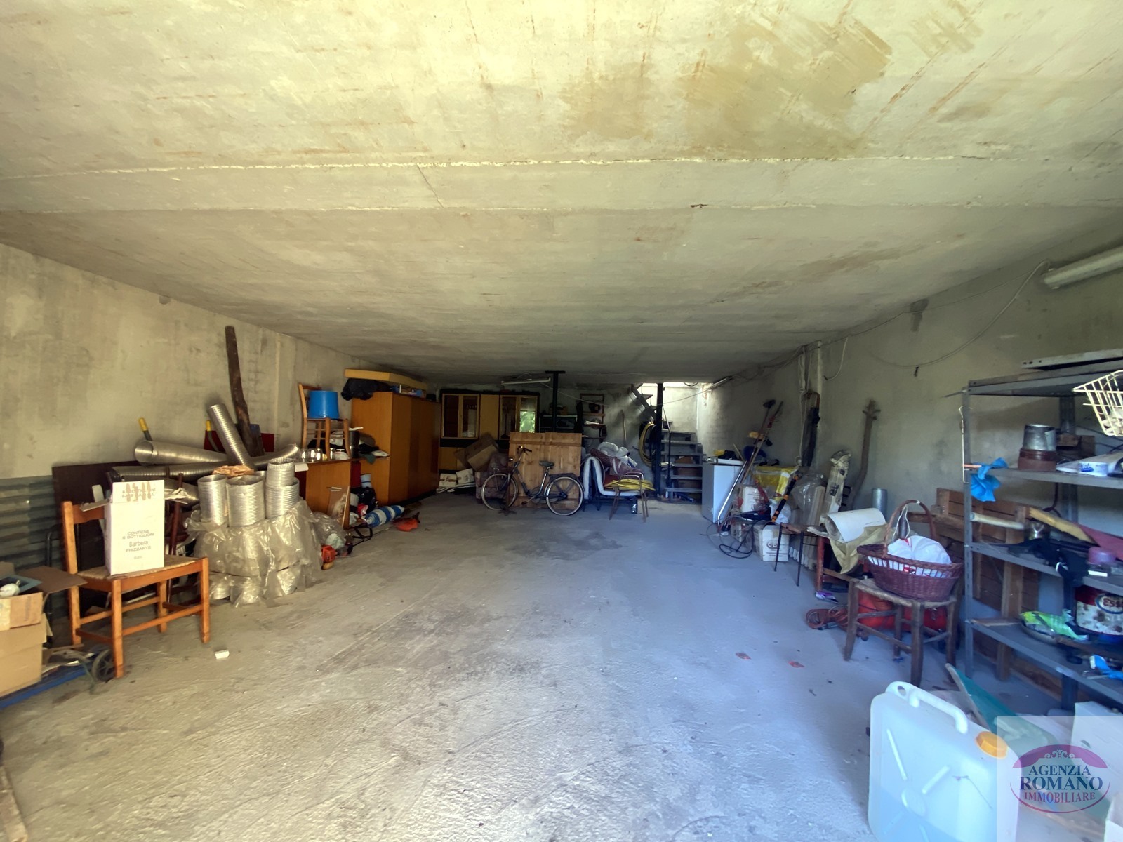 Immagine 38 di Villa in vendita  a Mioglia