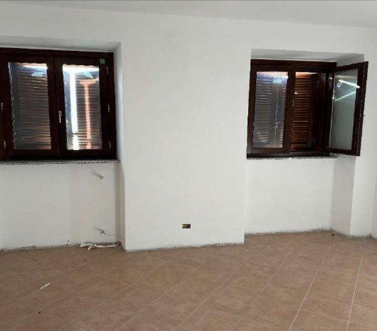 Immagine 5 di Quadrilocale in vendita  in Via Papa Giovanni XXIII 4 a Mignanego