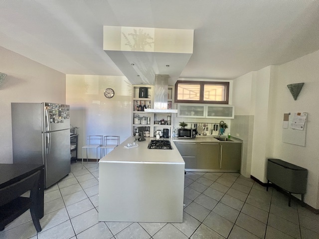 Immagine 4 di Trilocale in vendita  a Cesena