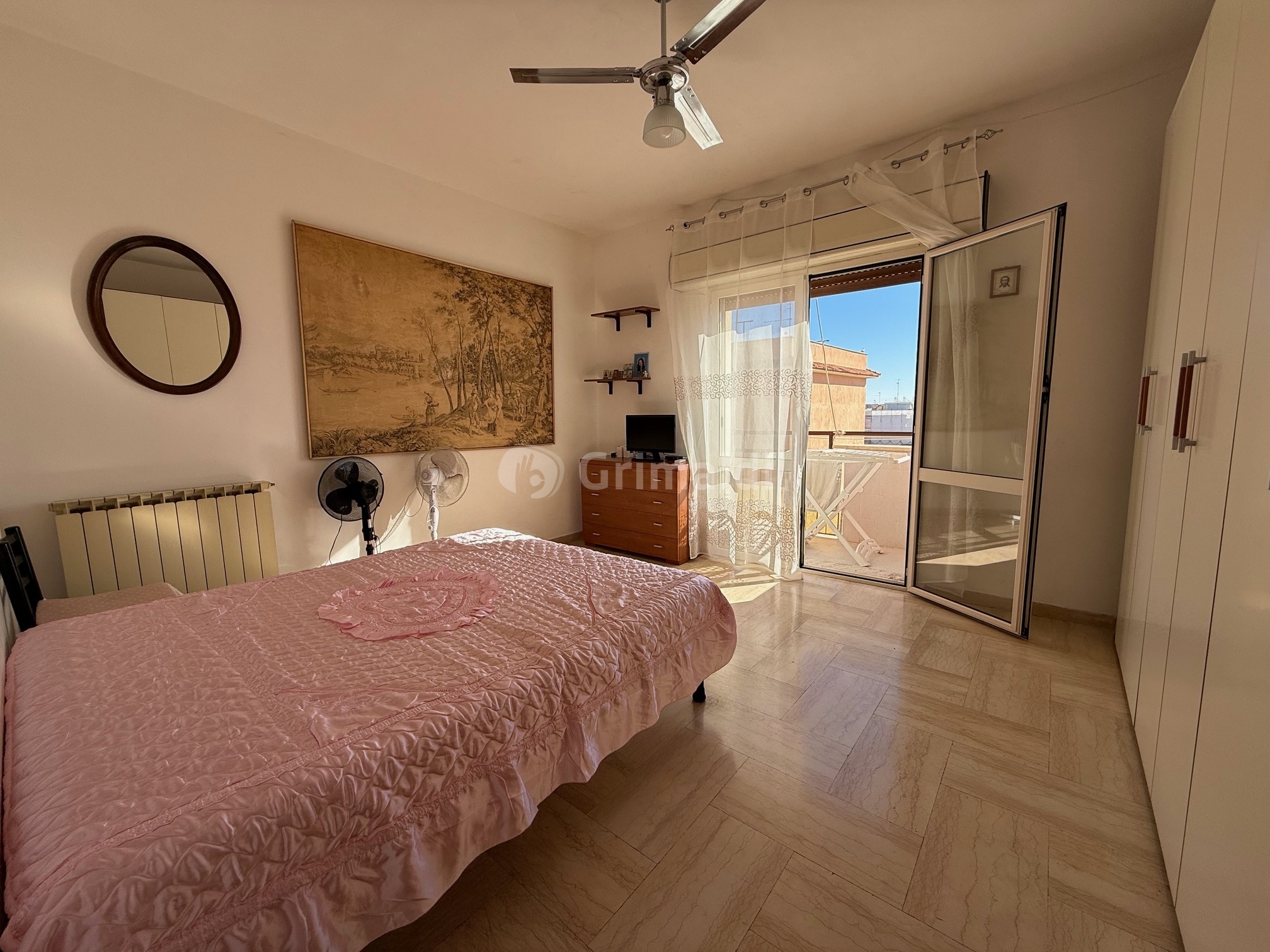 Immagine 12 di Trilocale in vendita  in Via Cristoforo Colombo 86 a Anzio