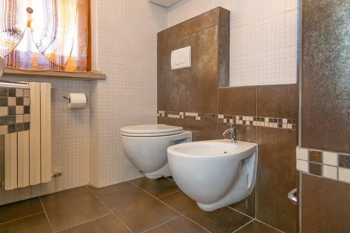 Immagine 36 di Trilocale in vendita  a Rosignano Marittimo