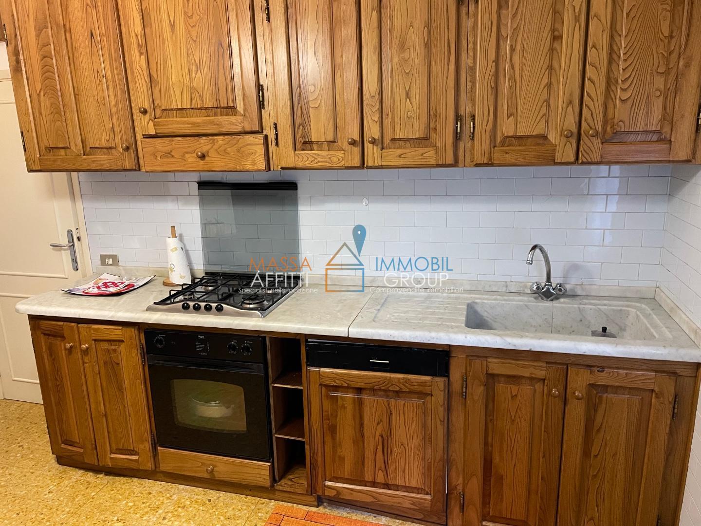 Immagine 9 di Porzione di casa in vendita  in Via Flli Cervi 106 a Forte Dei Marmi