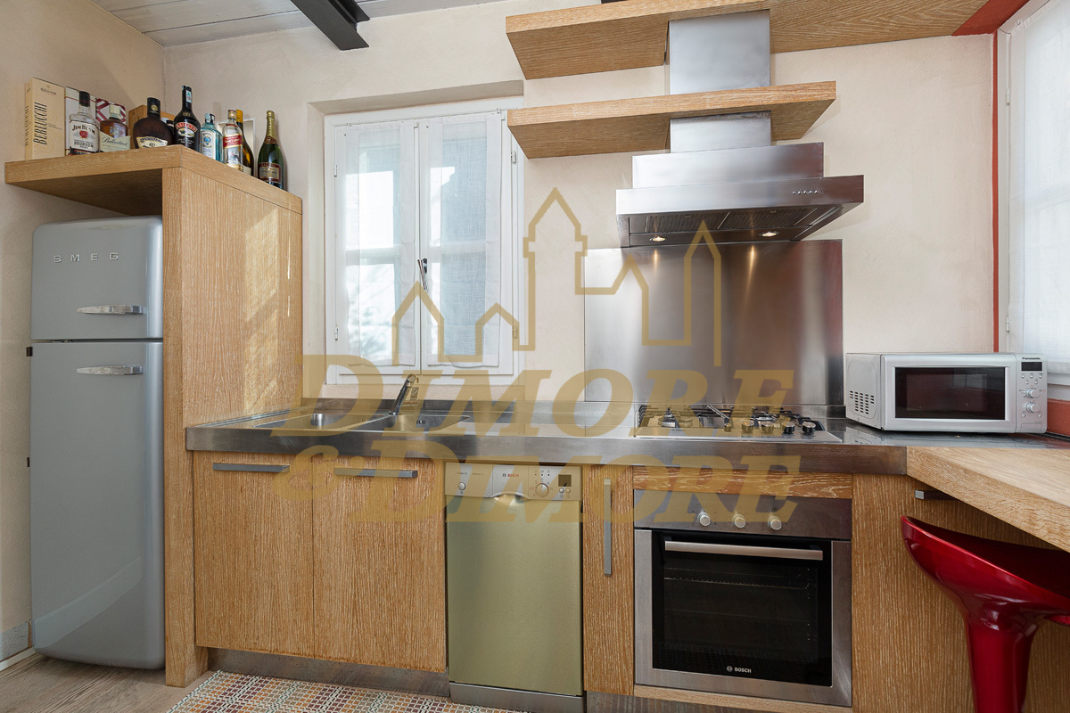 Immagine 27 di Villa in affitto  in SS33 del Sempione 14 a Arona