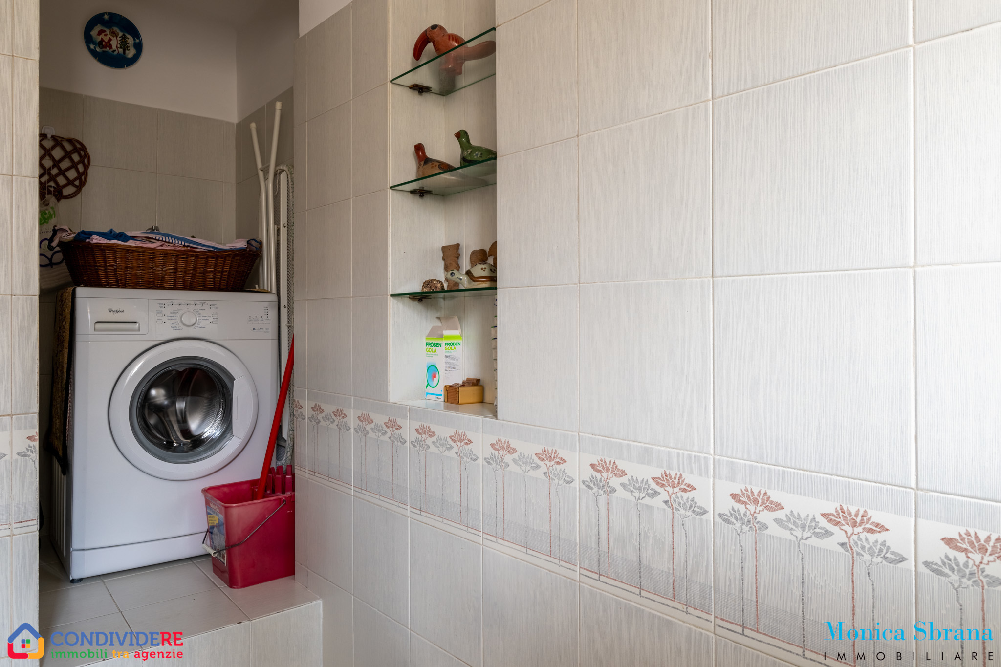 Immagine 21 di Attico in vendita  in Passo Stefano Sanguineti 11 a Genova