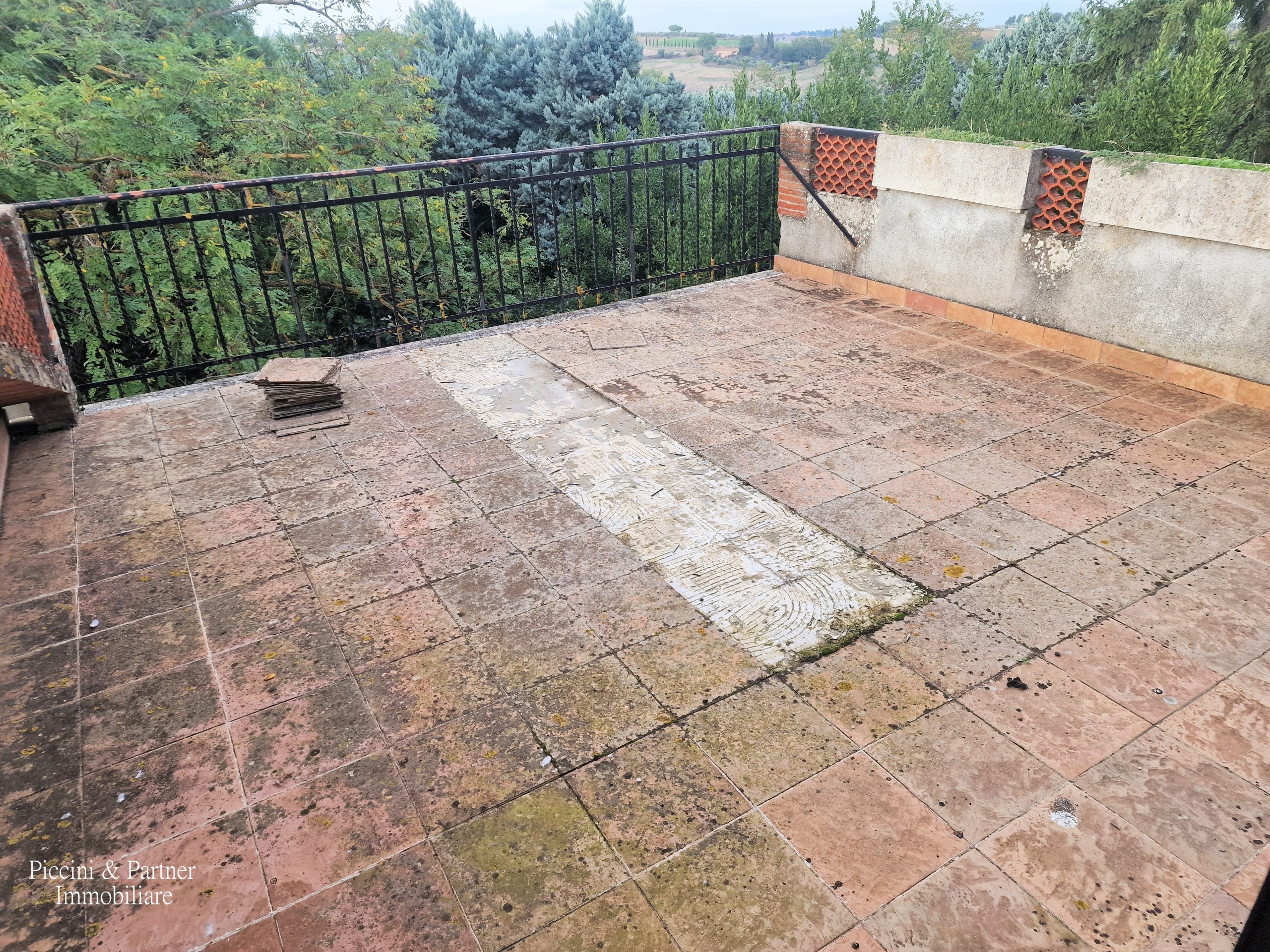 Immagine 2 di Pentalocale in vendita  in Via dei Partigiani 57 a Castiglione Del Lago