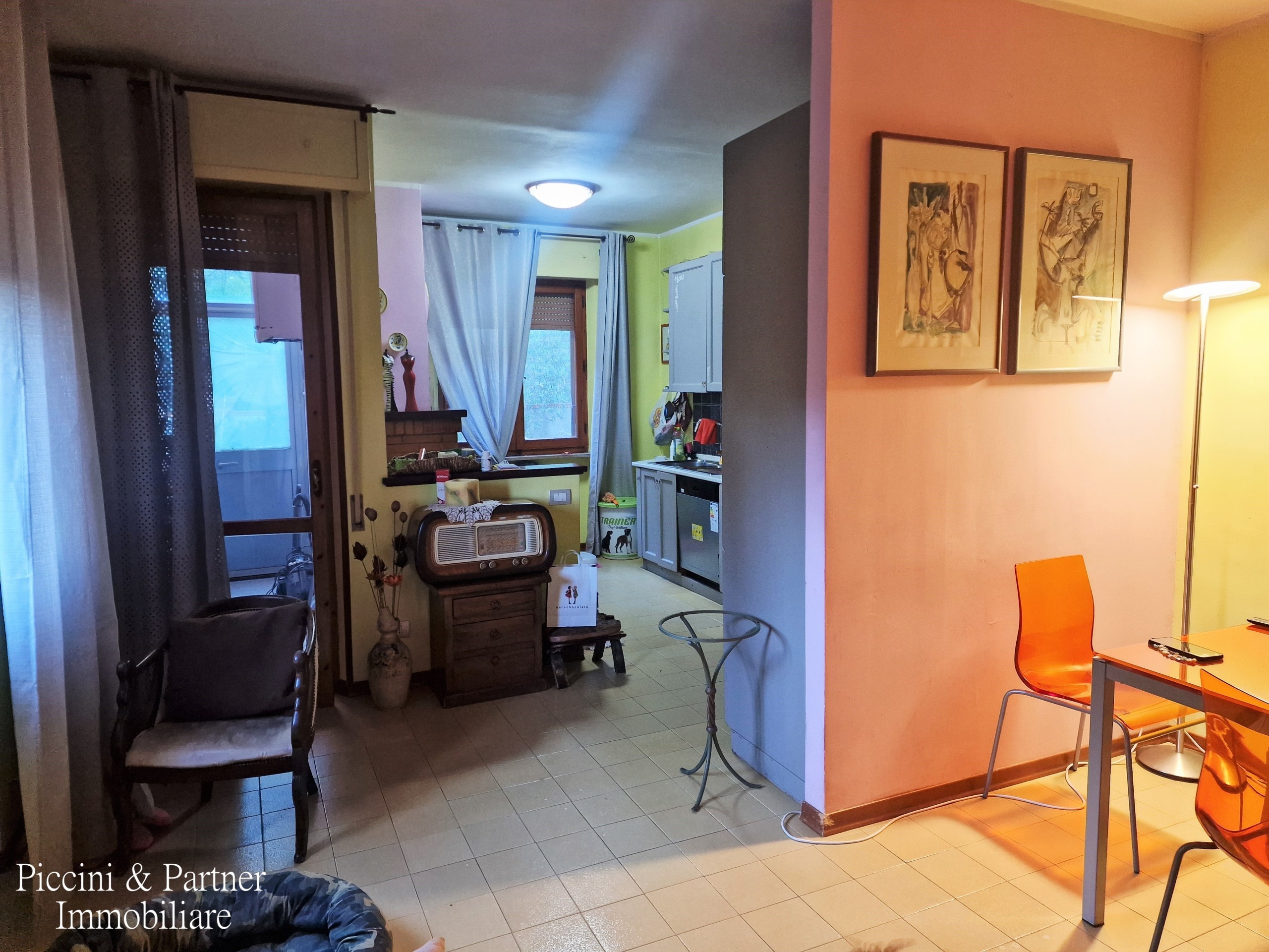 Immagine 15 di Pentalocale in vendita  in Strada Ponte Rio Ponte Pattoli a Perugia