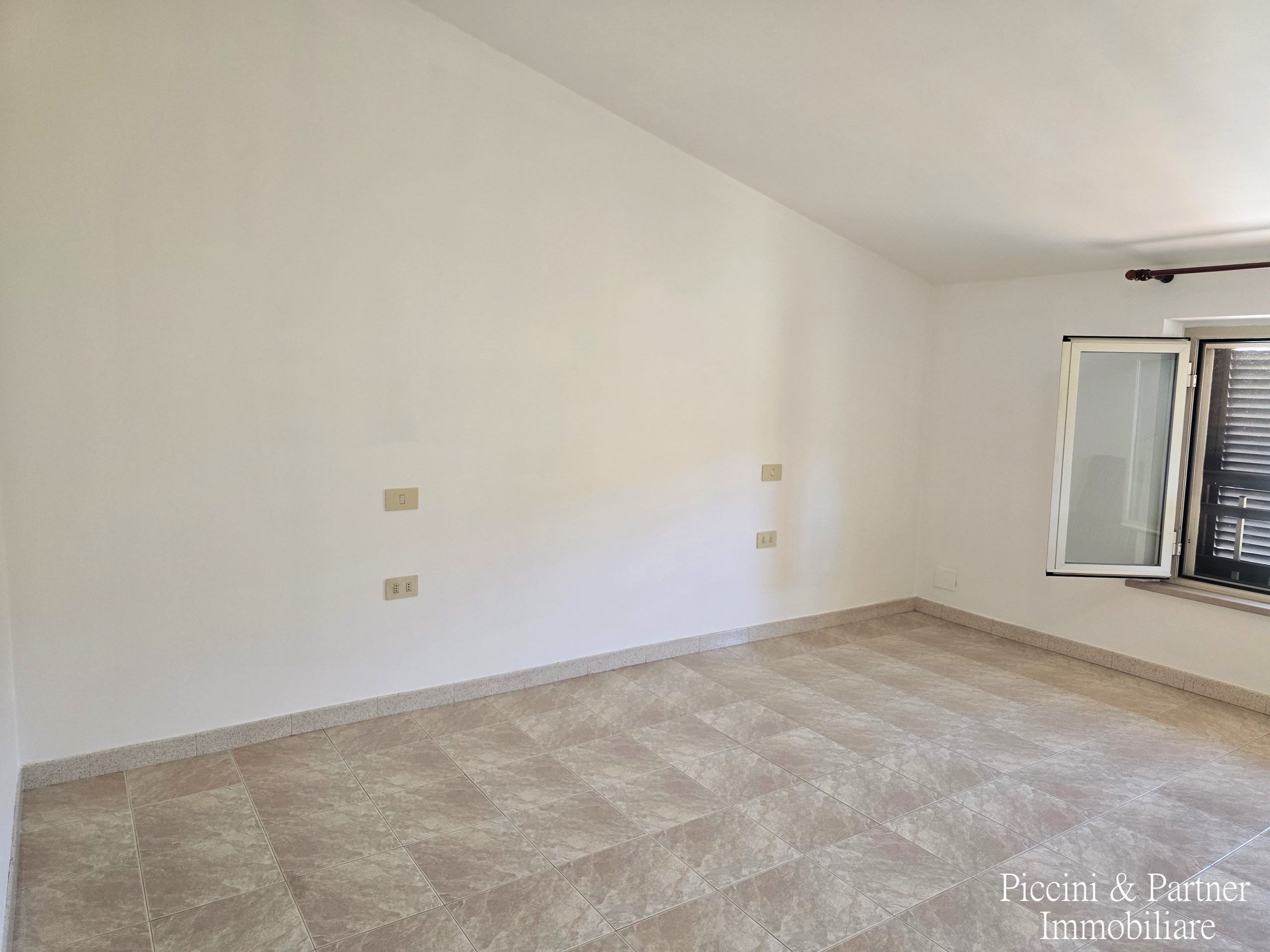 Immagine 17 di Appartamento in vendita  in Via della Sapienza a Magione