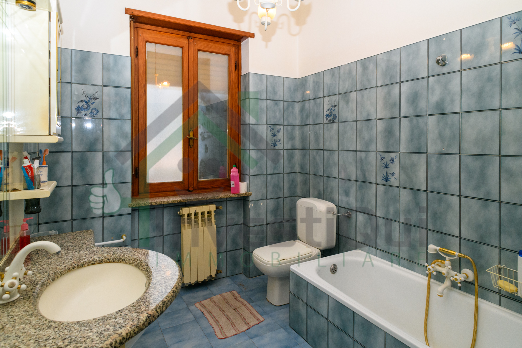 Immagine 22 di Quadrilocale in vendita  a Nole