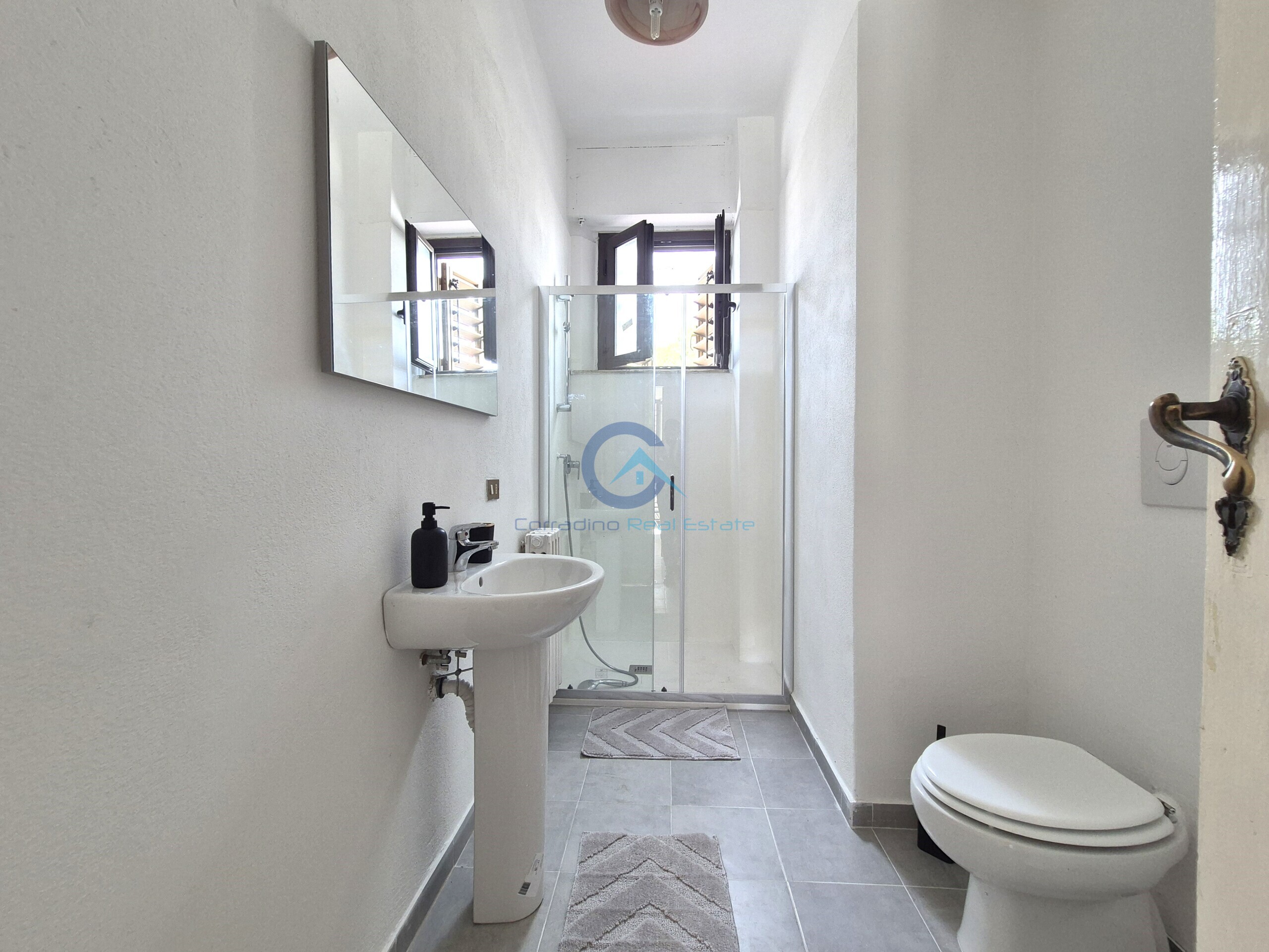 Immagine 9 di Stanza singola in affitto  in Via Livorno 3 a Catanzaro