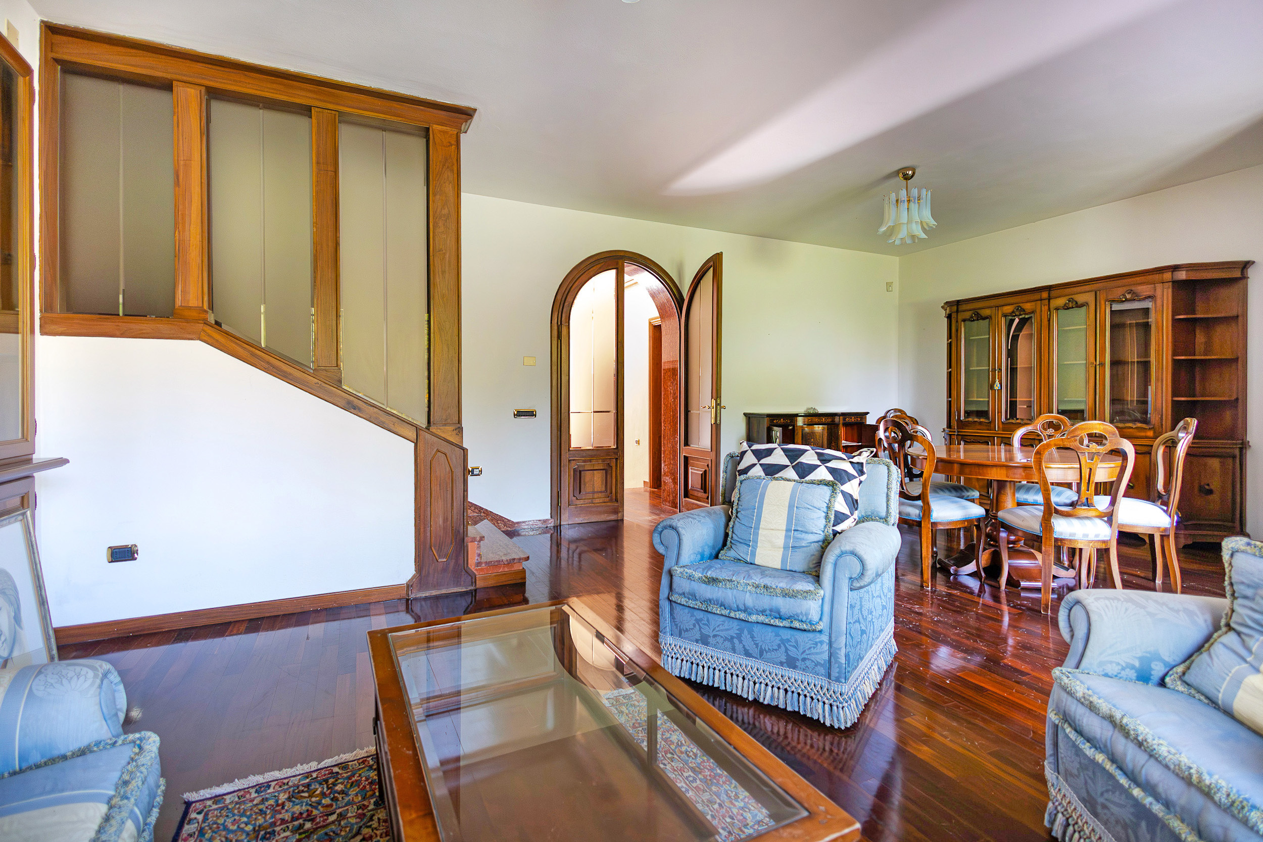 Immagine 14 di Villa in vendita  a Pisa