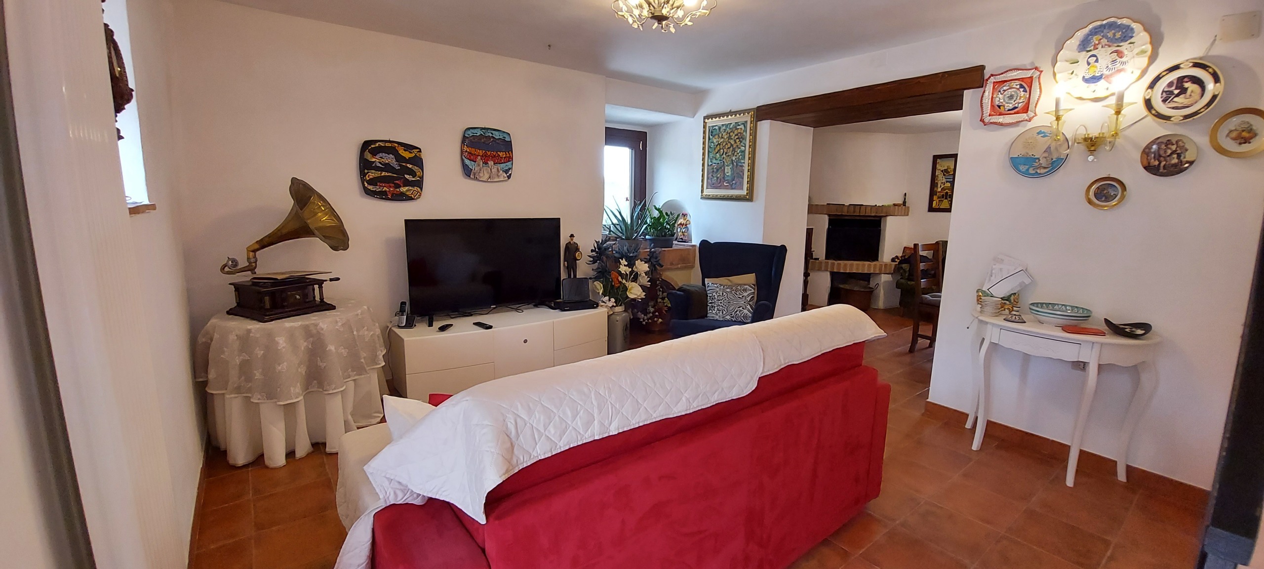 Immagine 15 di Casa indipendente in vendita  a Todi