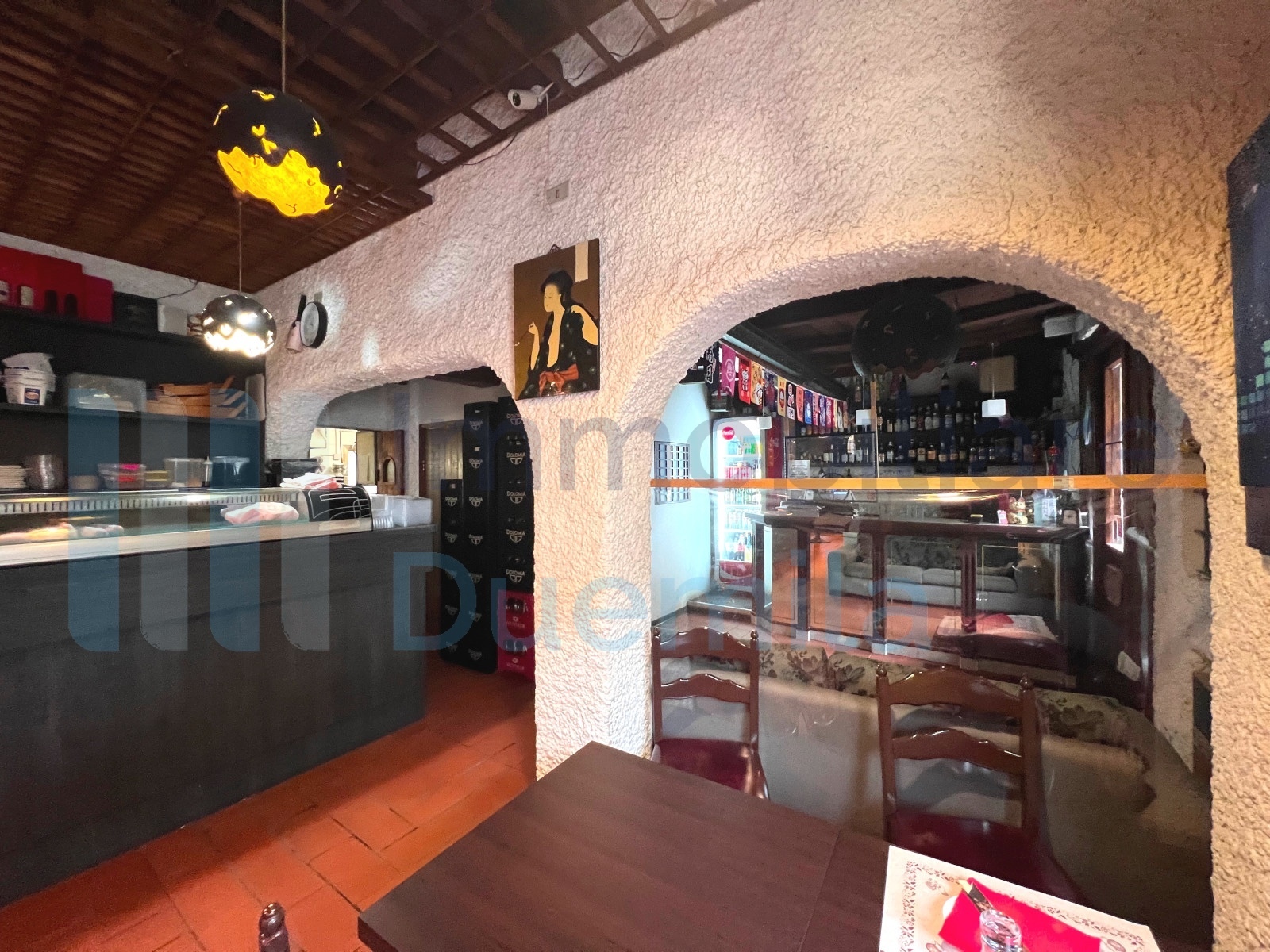 Immagine 7 di Locale commerciale in vendita  a Bologna