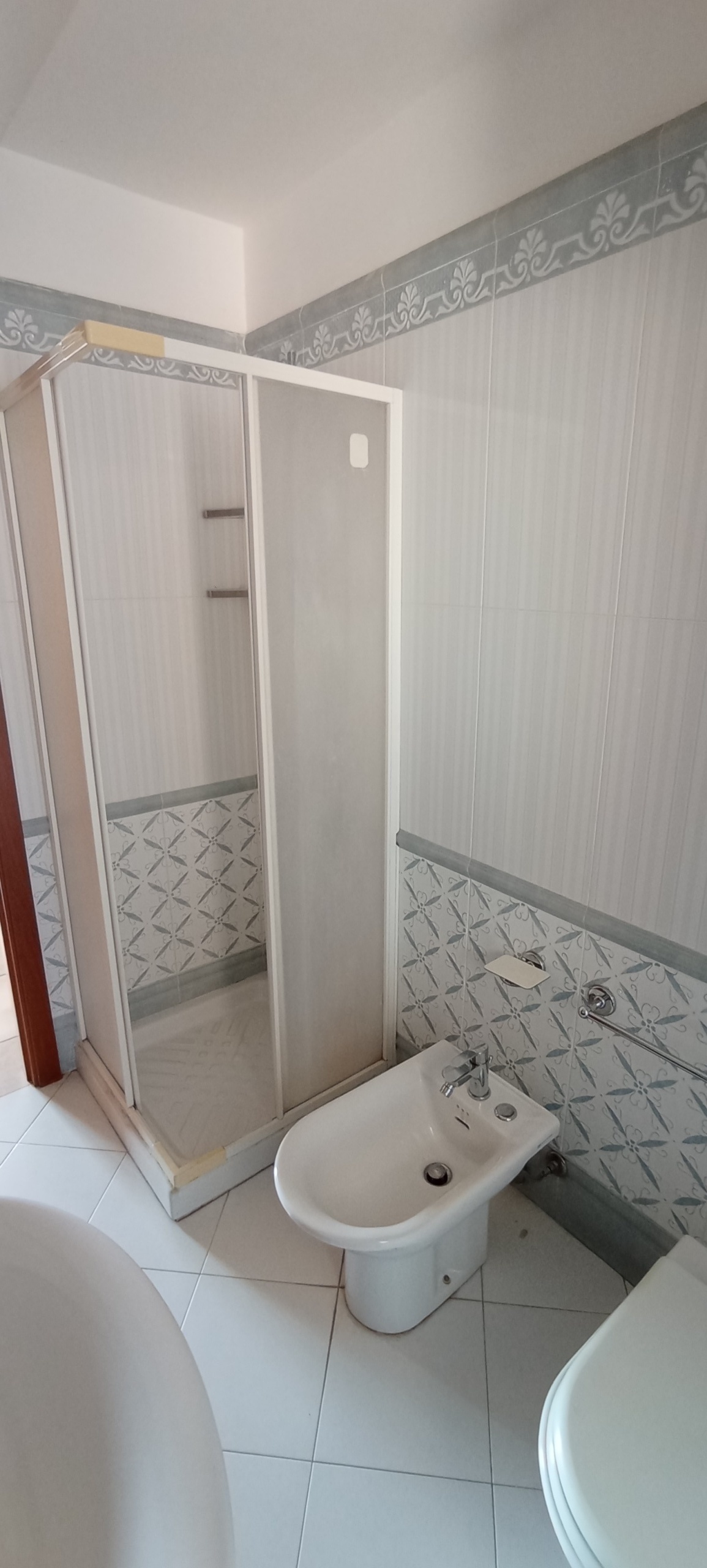 Immagine 8 di Trilocale in affitto  a Ragusa