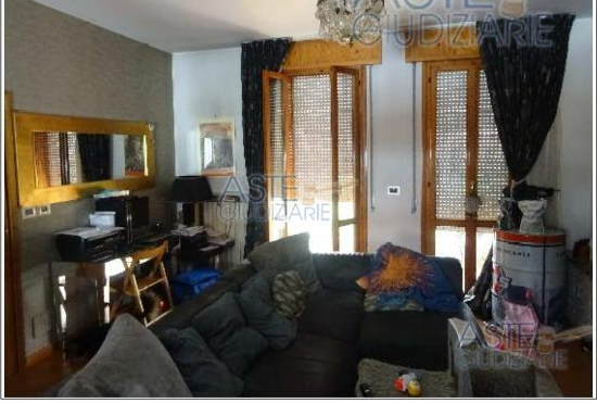 Immagine 1 di Quadrilocale in vendita  a Rimini