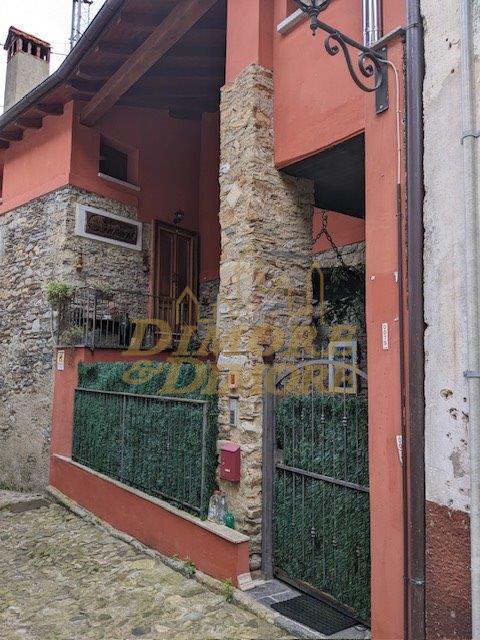 Immagine 48 di Bilocale in vendita  in Piazza Milano 8A a Colazza