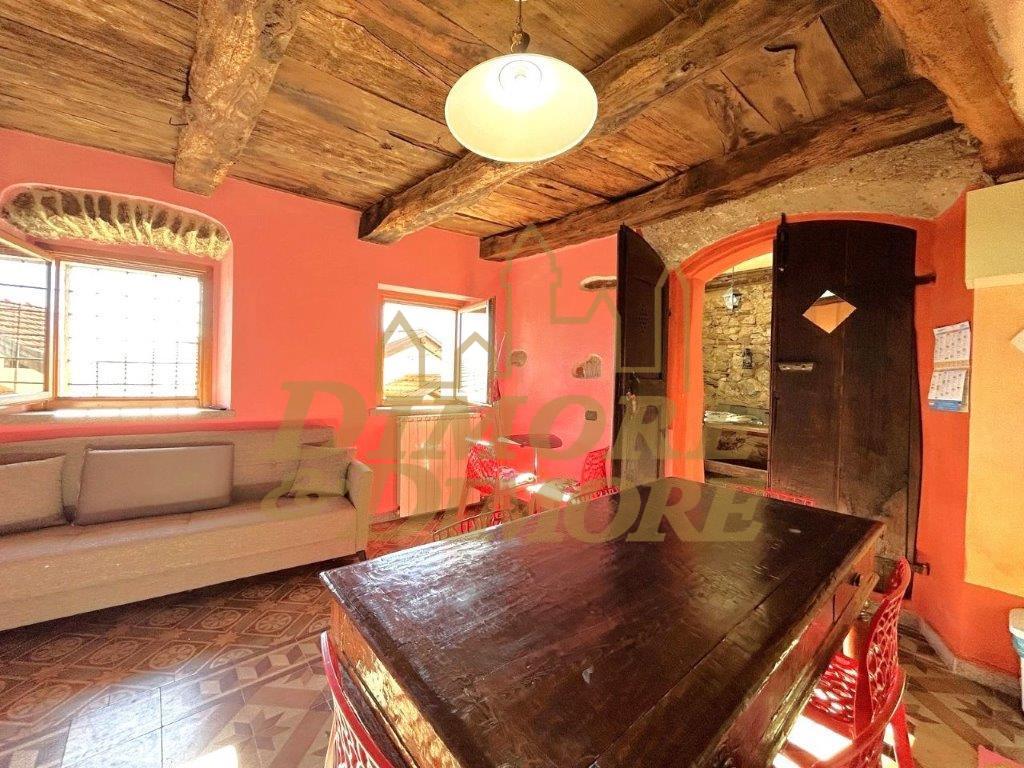 Immagine 22 di Bilocale in vendita  in Piazza Milano 8A a Colazza