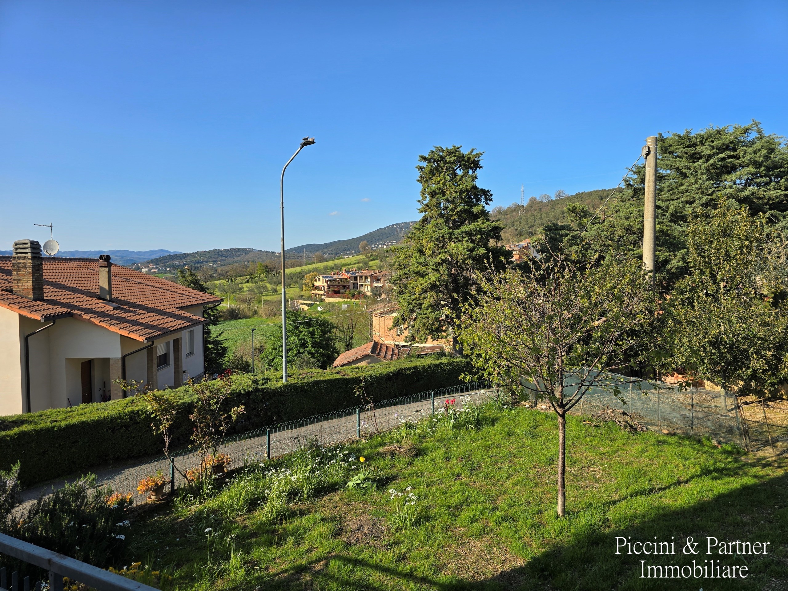 Immagine 36 di Pentalocale in vendita  in Via Aspromonte 6 a Corciano