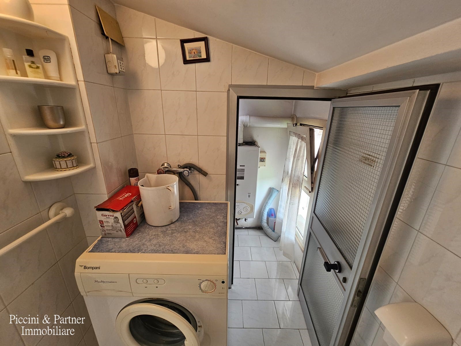 Immagine 30 di Appartamento in vendita  in Via della Sapienza a Magione