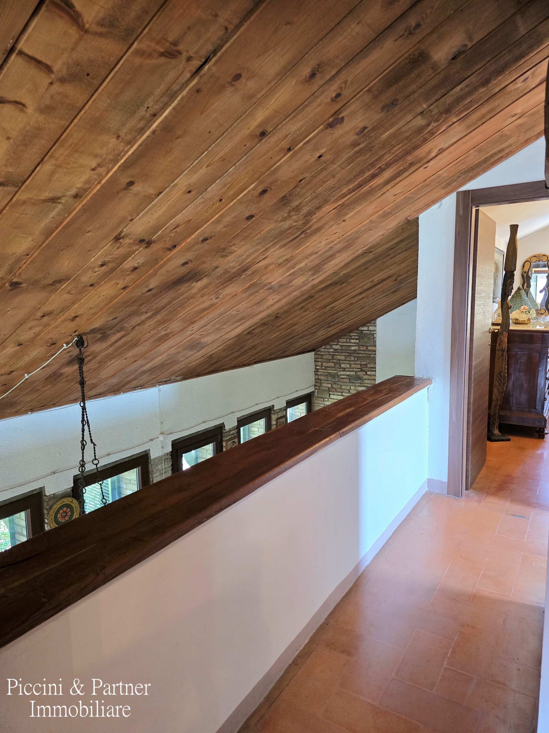 Immagine 47 di Villa in vendita  in Via IV Novembre 15 a Passignano Sul Trasimeno