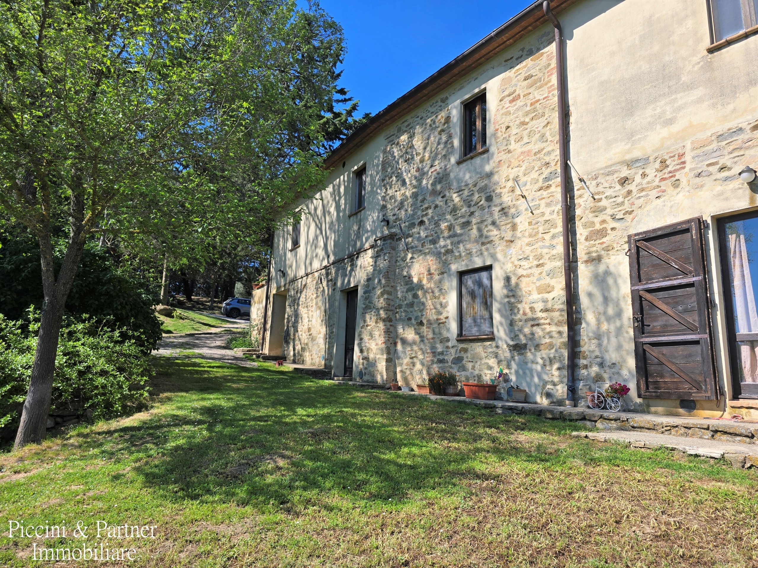 Immagine 41 di Rustico / casale in vendita  in Migianella a Umbertide
