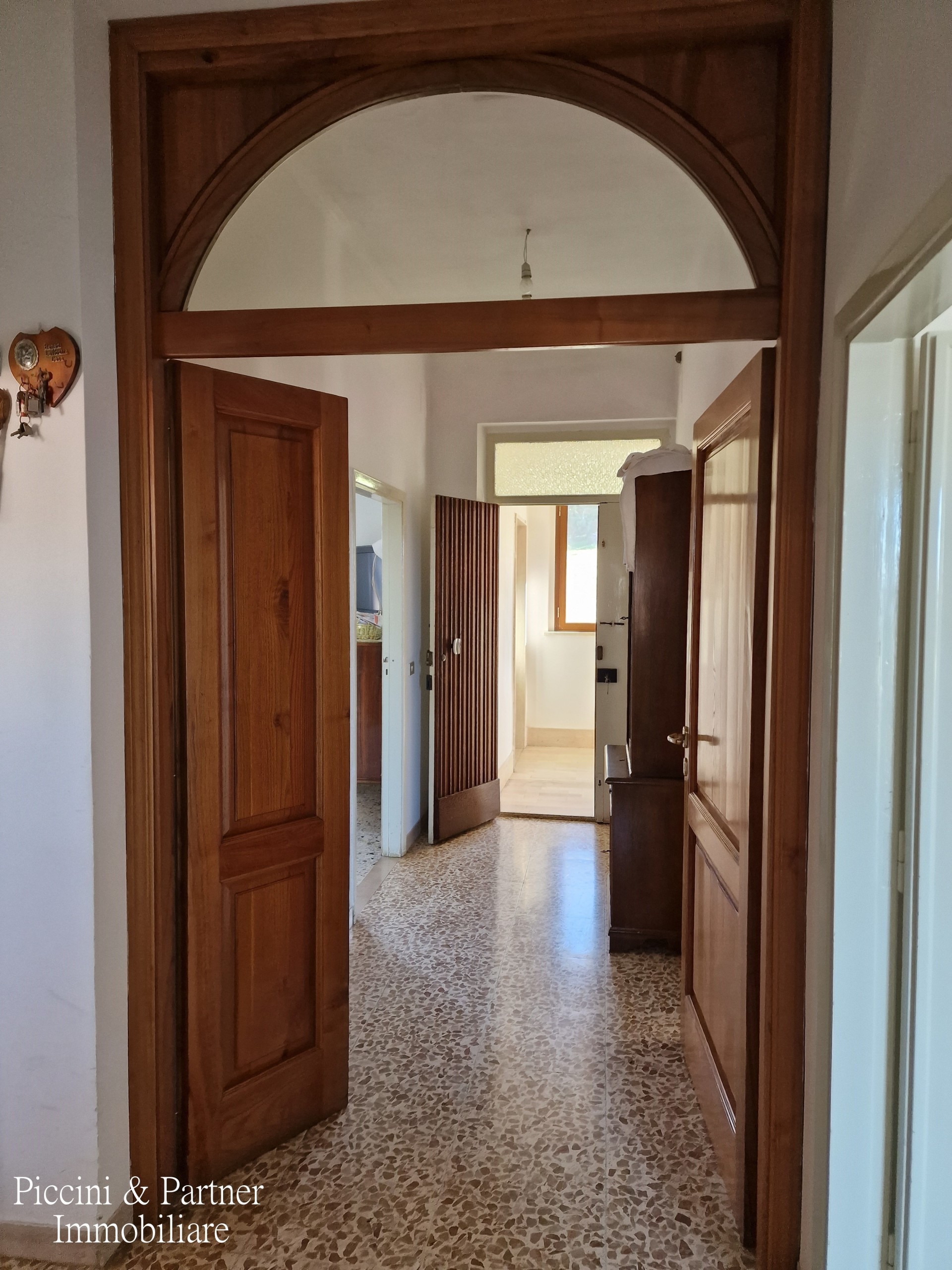 Immagine 23 di Casa indipendente in vendita  in Via Costa a Magione
