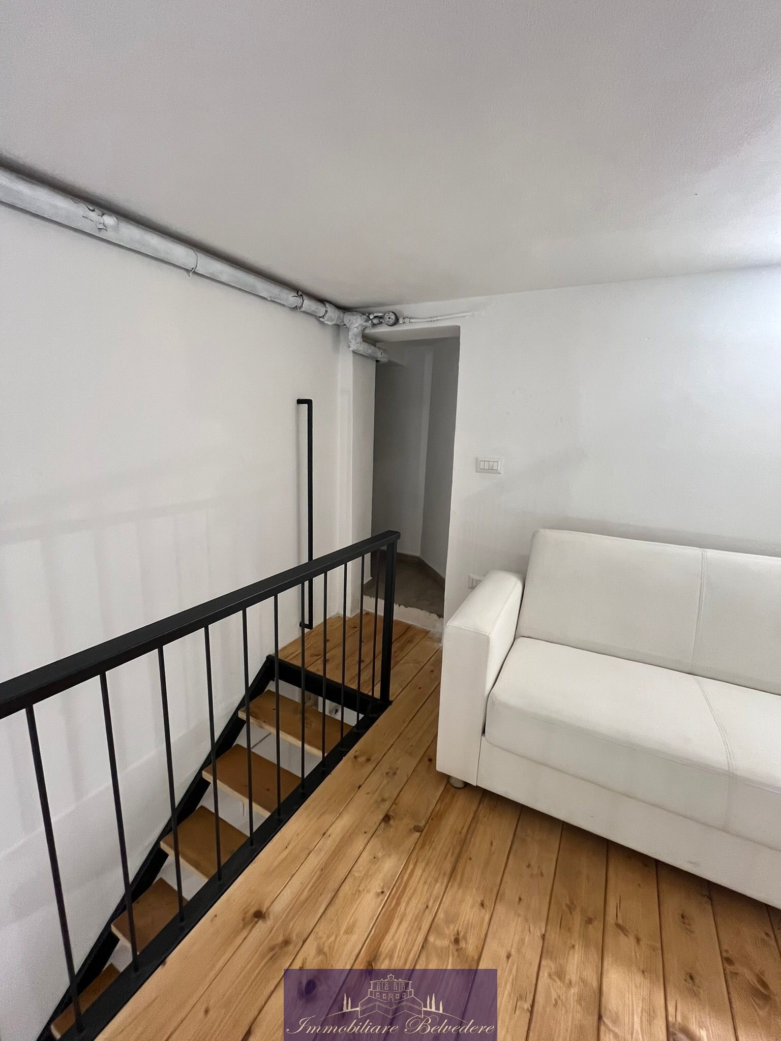 Immagine 9 di Laboratorio in affitto  in Via Baracca a Firenze