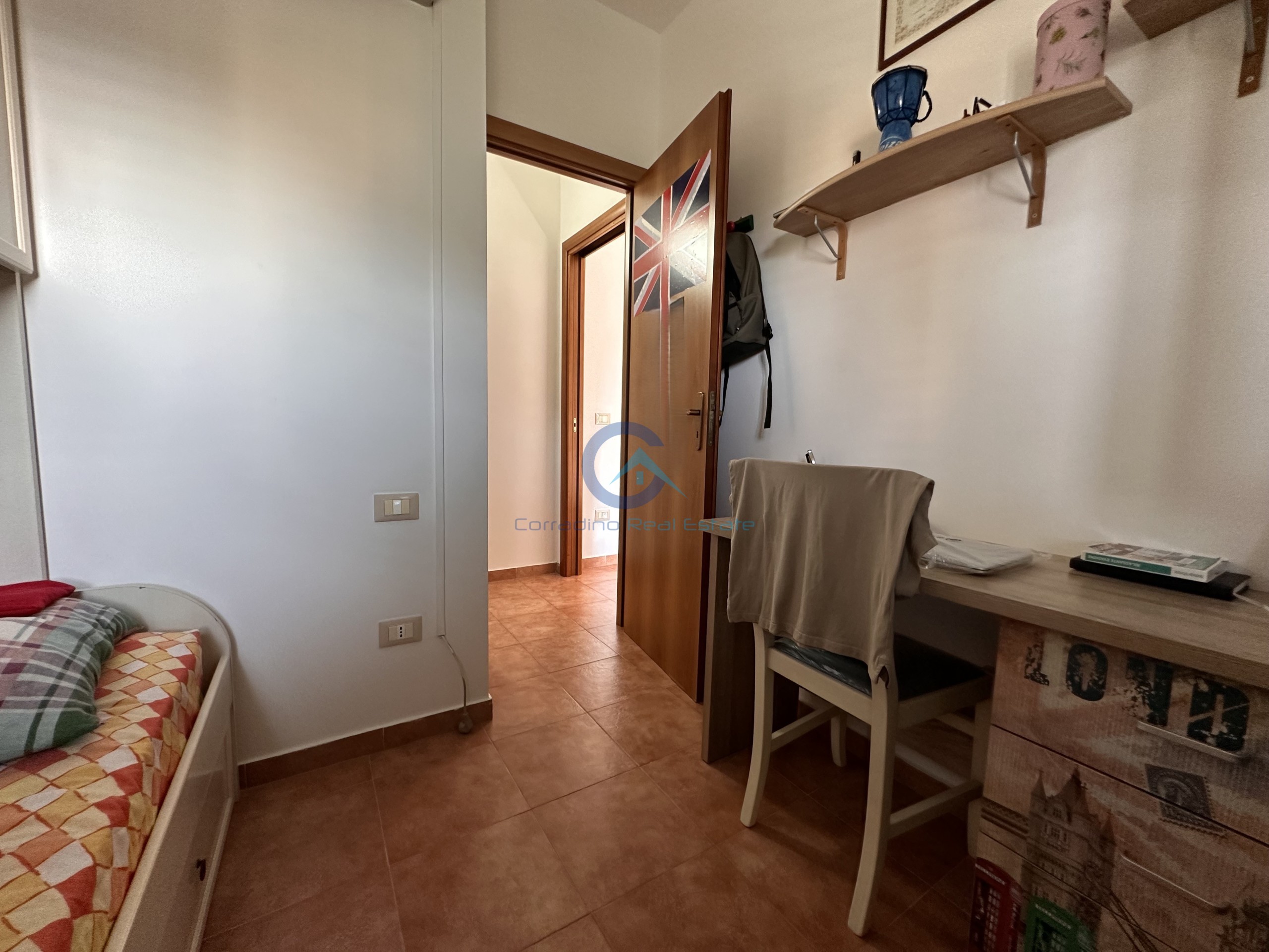 Immagine 9 di Casa trifamiliare in vendita  in Villaggio Maestrale 31a a Simeri Crichi