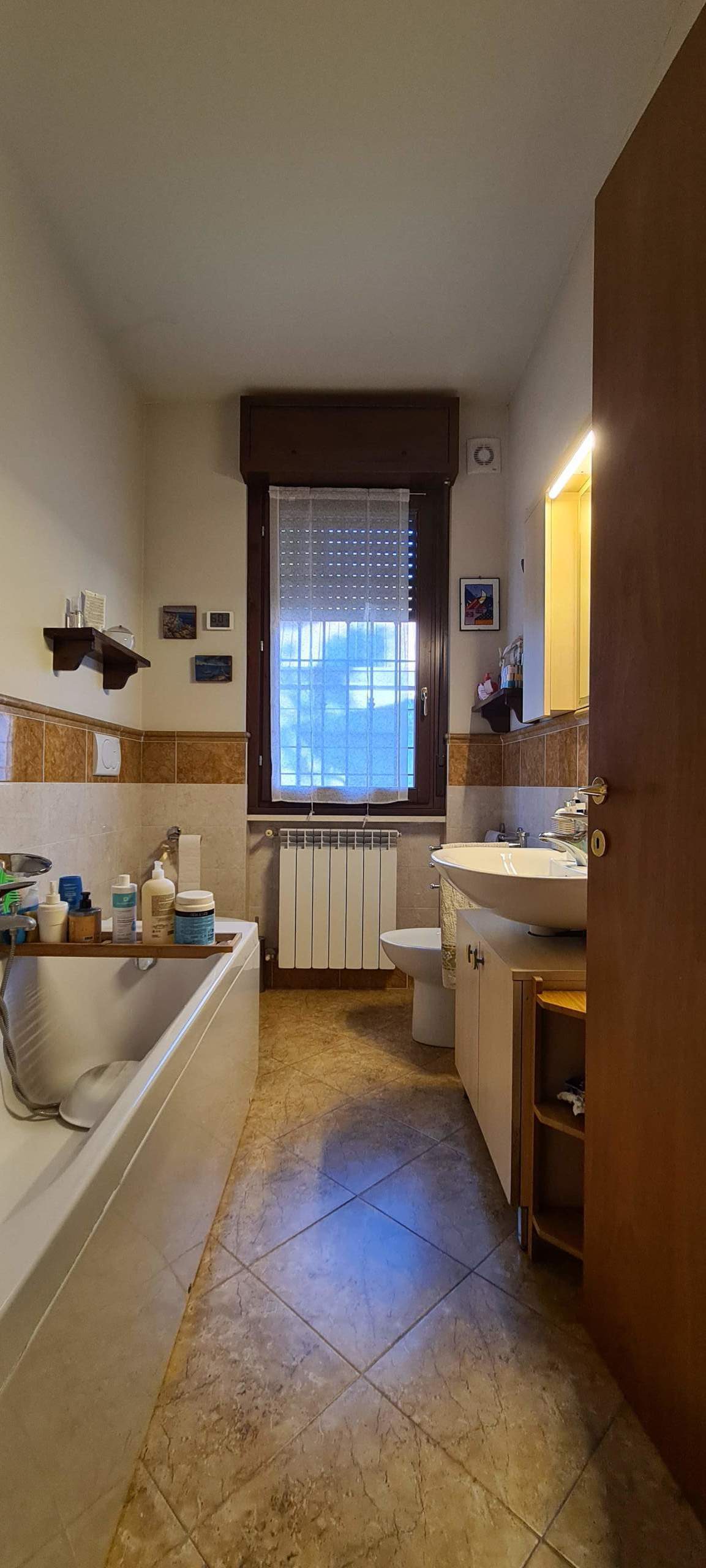 Immagine 13 di Pentalocale in vendita  in Via Rose di Sotto 36 a Brescia