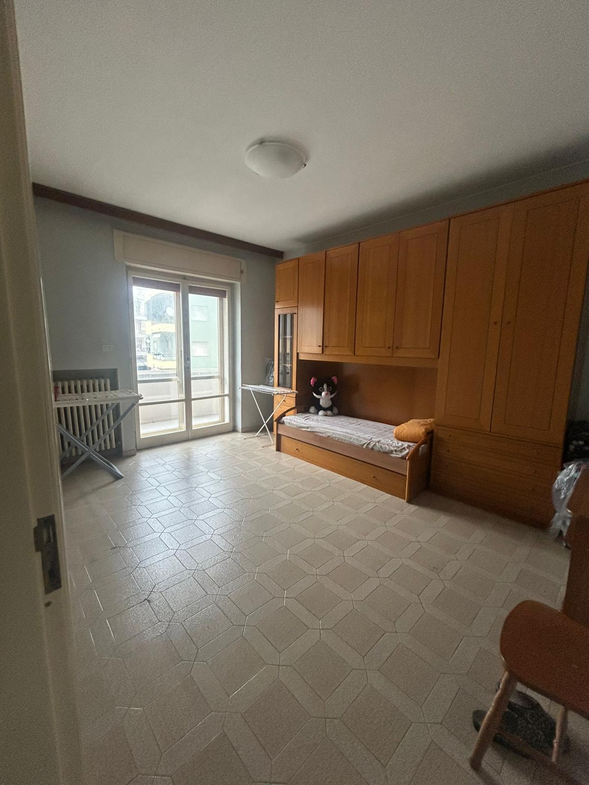 Immagine 10 di Quadrilocale in vendita  a Pescara