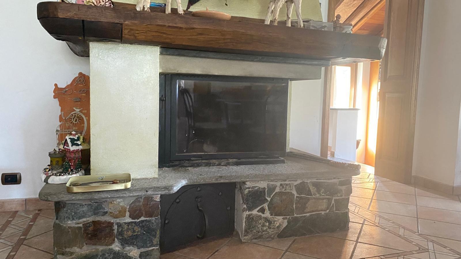 Immagine 36 di Albergo/B&B/Residence in vendita  in VIA  SAVONA 50 a Urbe