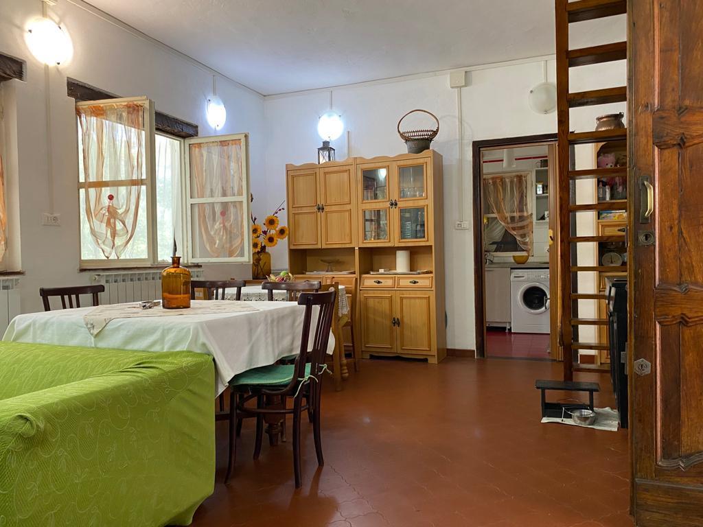 Immagine 16 di Villa in vendita  in località Vallacia 12 a Pareto