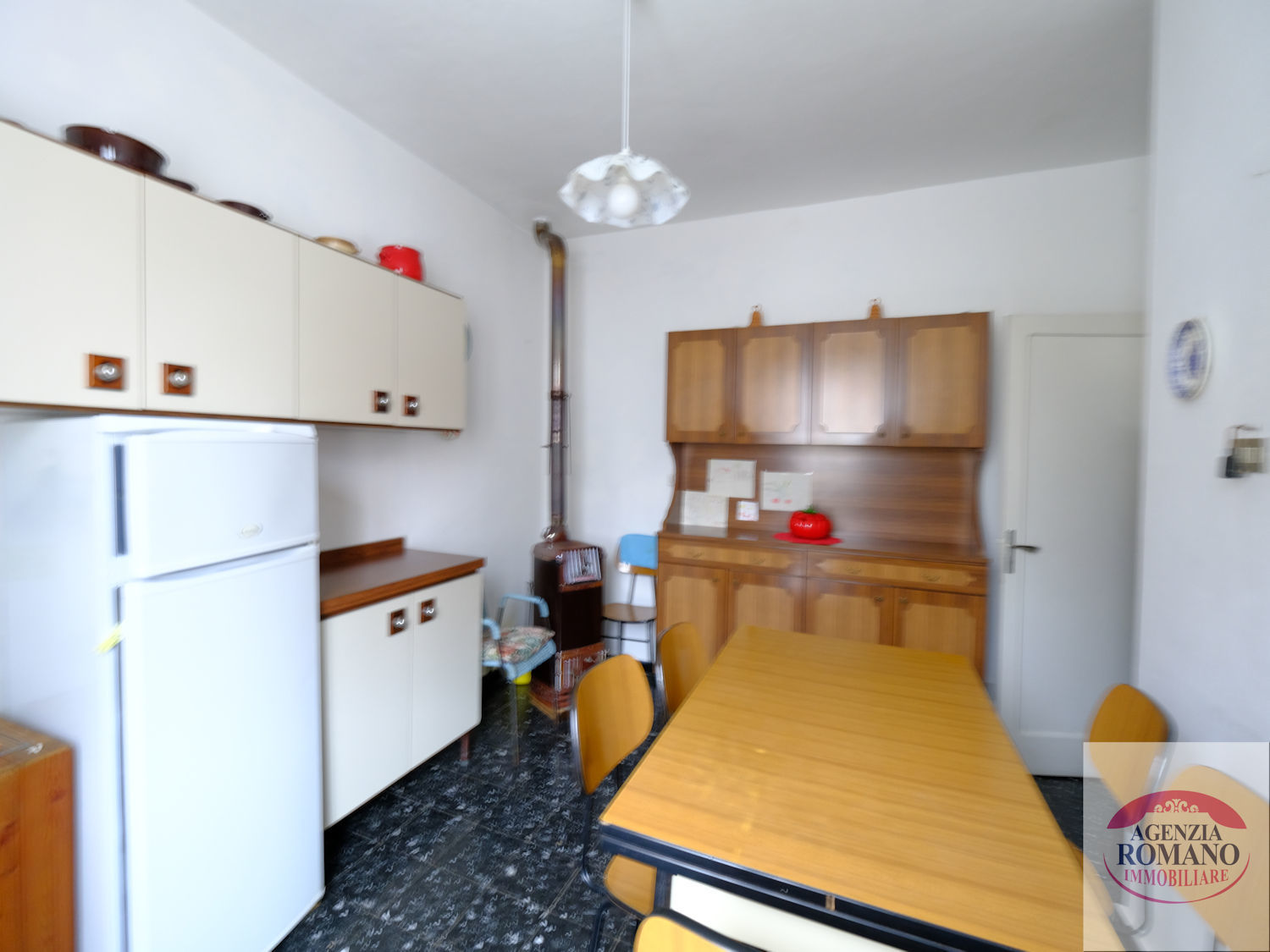 Immagine 16 di Rustico / casale in vendita  a Urbe